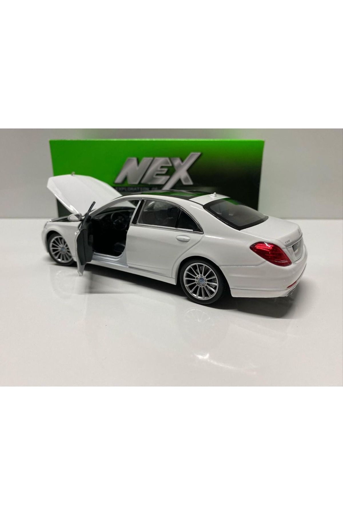 مدل خودرو 1.24 SCALE WELLY BRAND دارای مجوز مرسدس بنز S CLASS رنگ سفید اورجینال WELLY