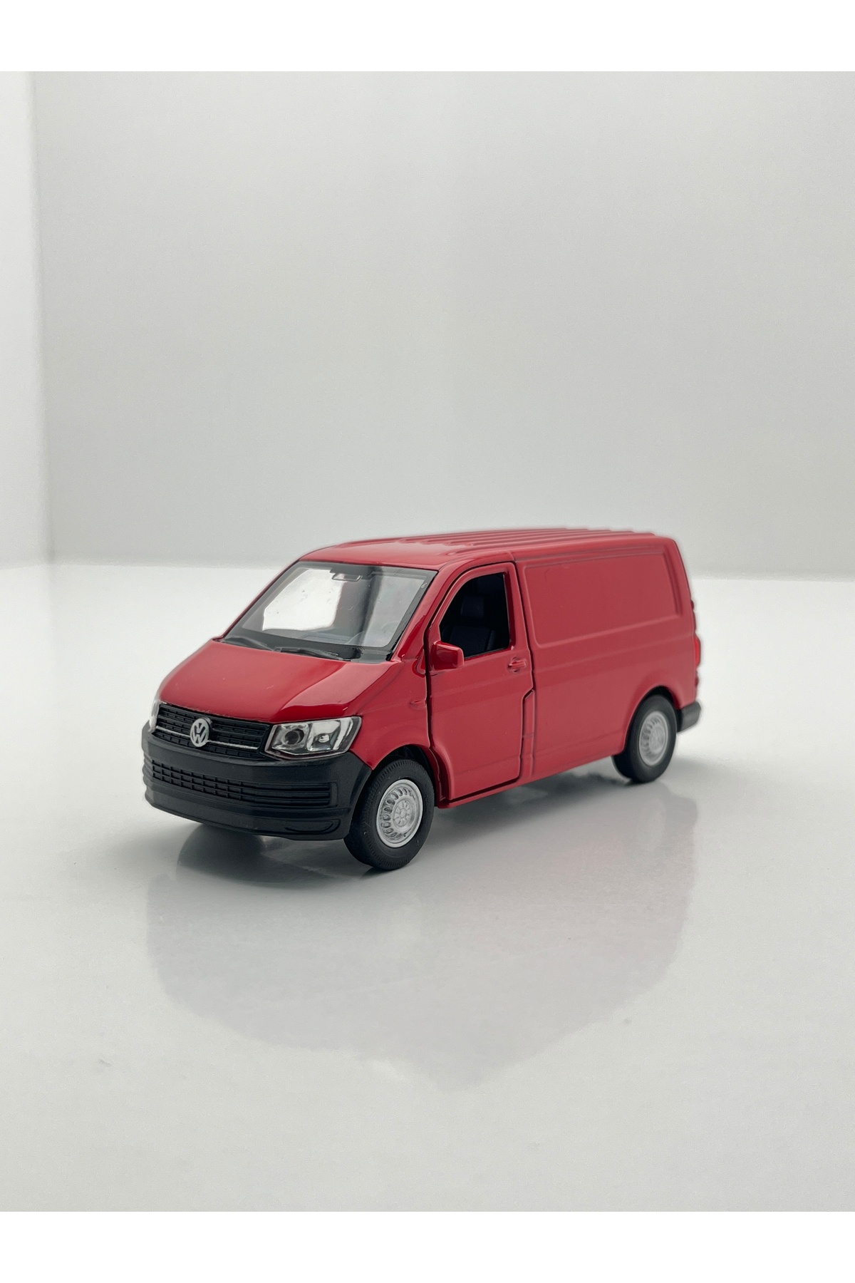 ماشین اسباب بازی VOLKSWAGEN TRANSPORTER T6 DIECAST METAL CAR دارای مجوز WELLY