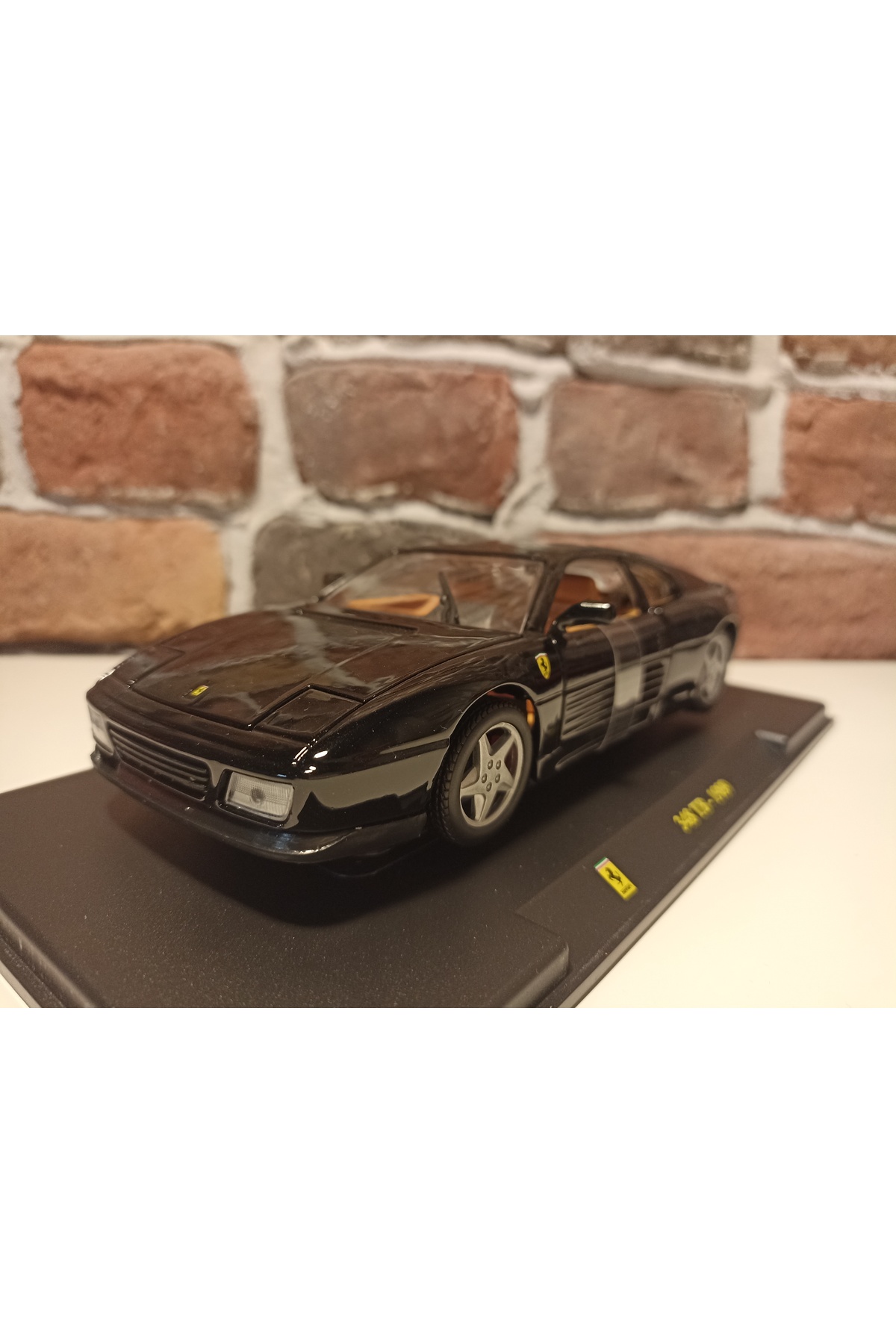 مدل خودرو FERRARI 348 TB 1989 اورجینال Burago