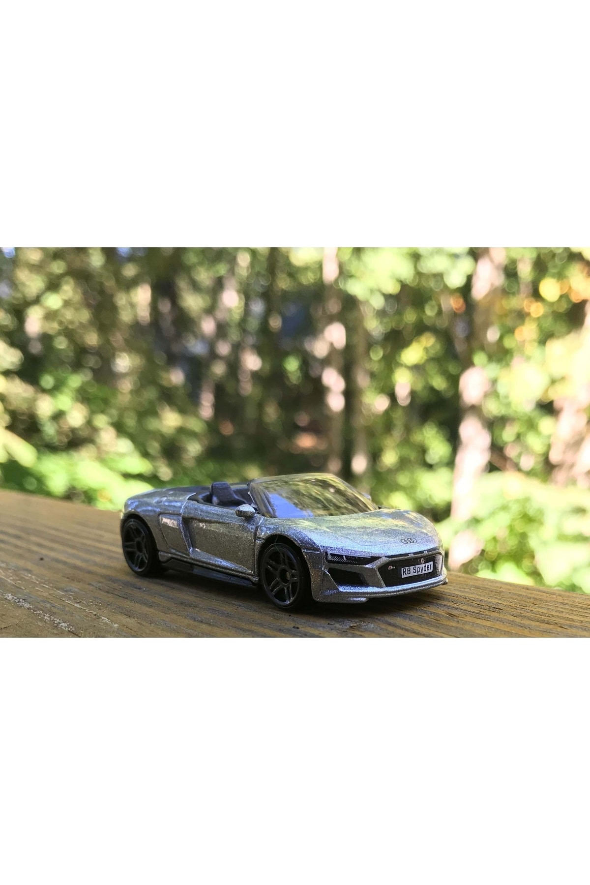 ماشین اسباب بازی خودروهای آئودی R8 اسپایدر 2019 کارت طولانی از ترکیه HOT WHEELS