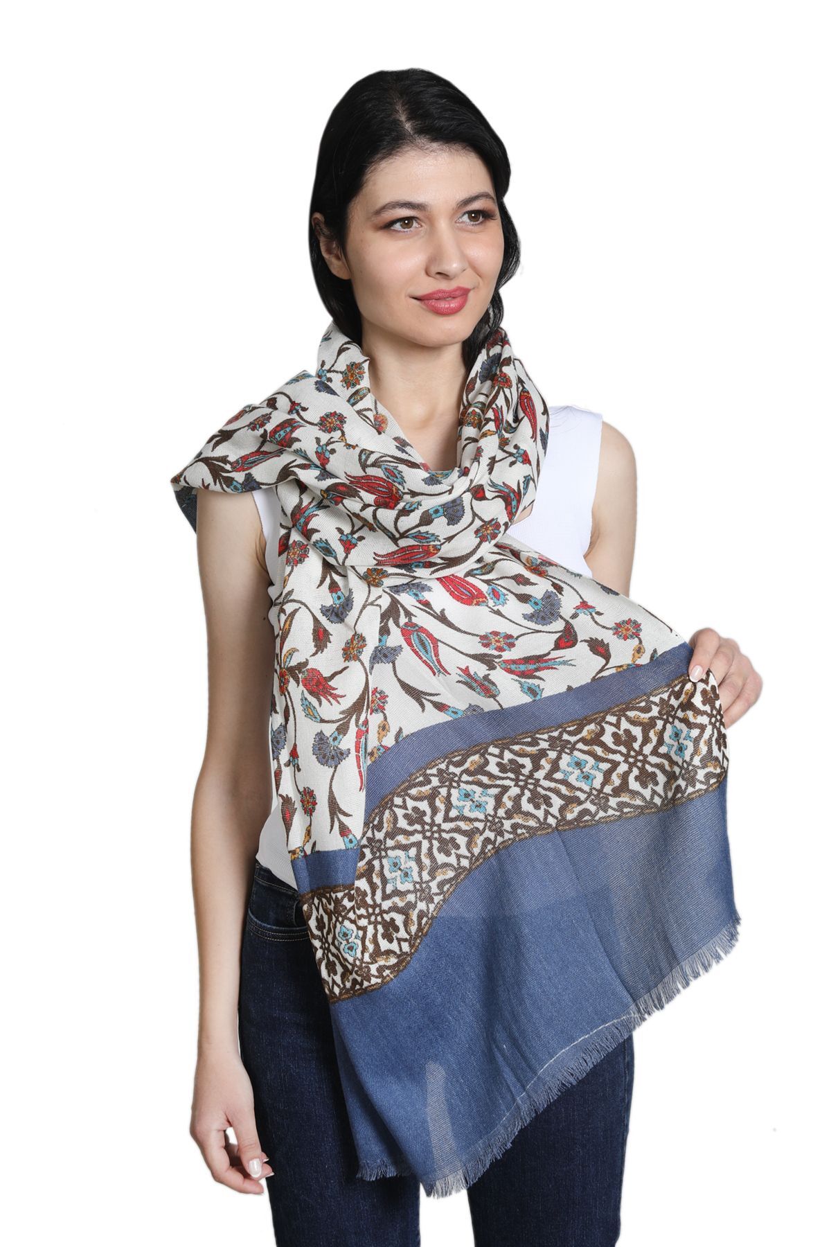 شال زنانه بژ و سرمه‌ای میستیک Mystic، مدل MS-340