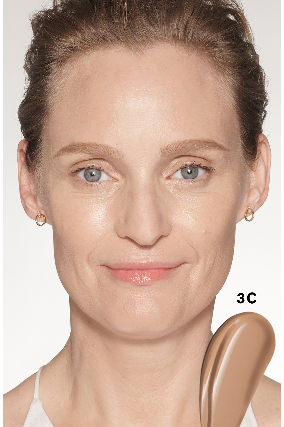 کانسیلر FUTURIST BRIGHTTENING SKINCEALER اورجینال Estee Lauder