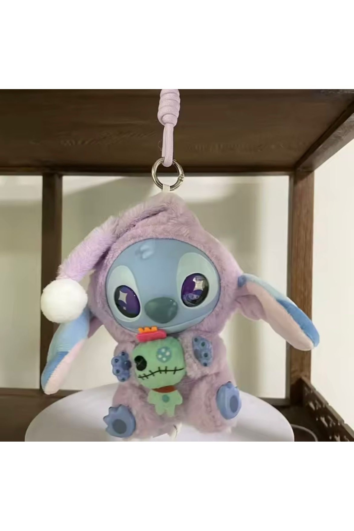 اسباب بازی های پشمی جاکلیدی روشن به صورت 1 صورتی و آبی ارسال می شود. از ترکیه Stitch