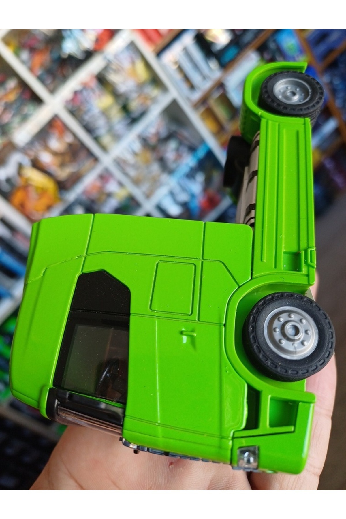 مدل خودرو سر کامیون فلزی SCANIA V8 R73 با بازشو به جلو 1.64 DIECAST GREEN اورجینال Oyuncak Evi