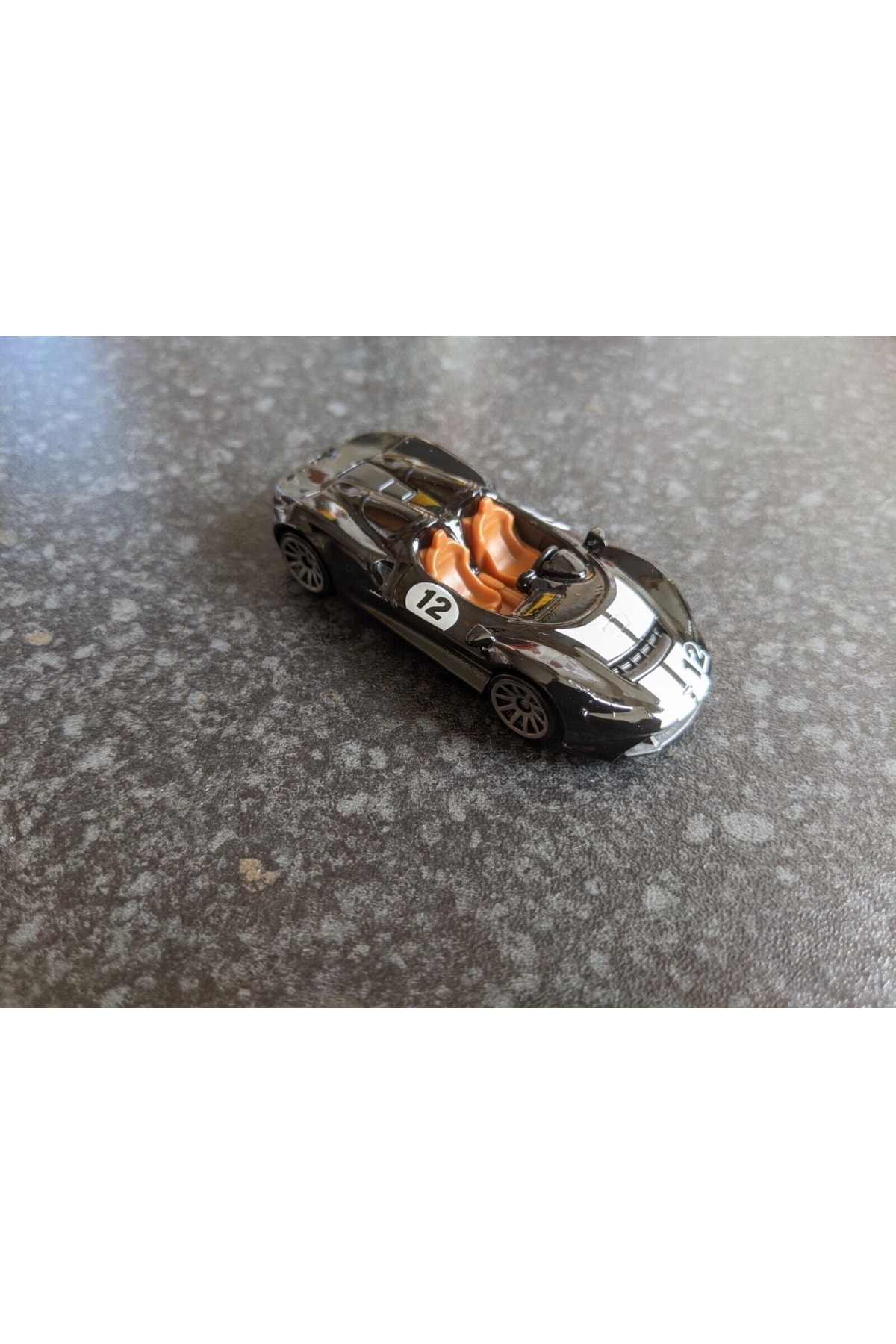ماشین اسباب بازی مکلارن الوا 2022 HCT09 از ترکیه HOT WHEELS