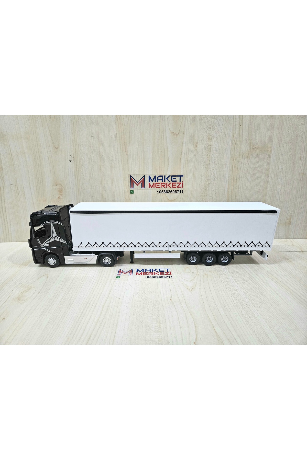 مدل خودرو نیم متر طول 1 36 MERCEDES ACTROS TILT TRUCK MODEL نام نوشته شده مشکی اورجینال Maket