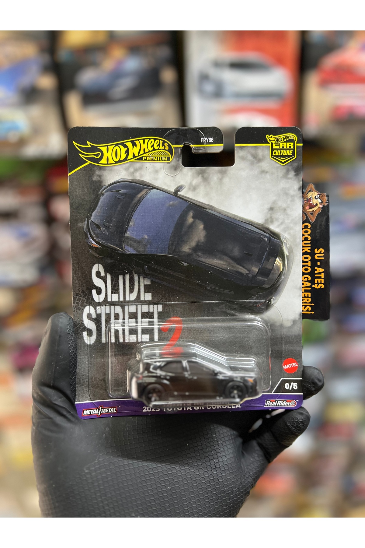 ماشین اسباب بازی TOYOTA COROLLA CHASSE محدودیت محصول هات ویلز اورجینال HOT WHEELS