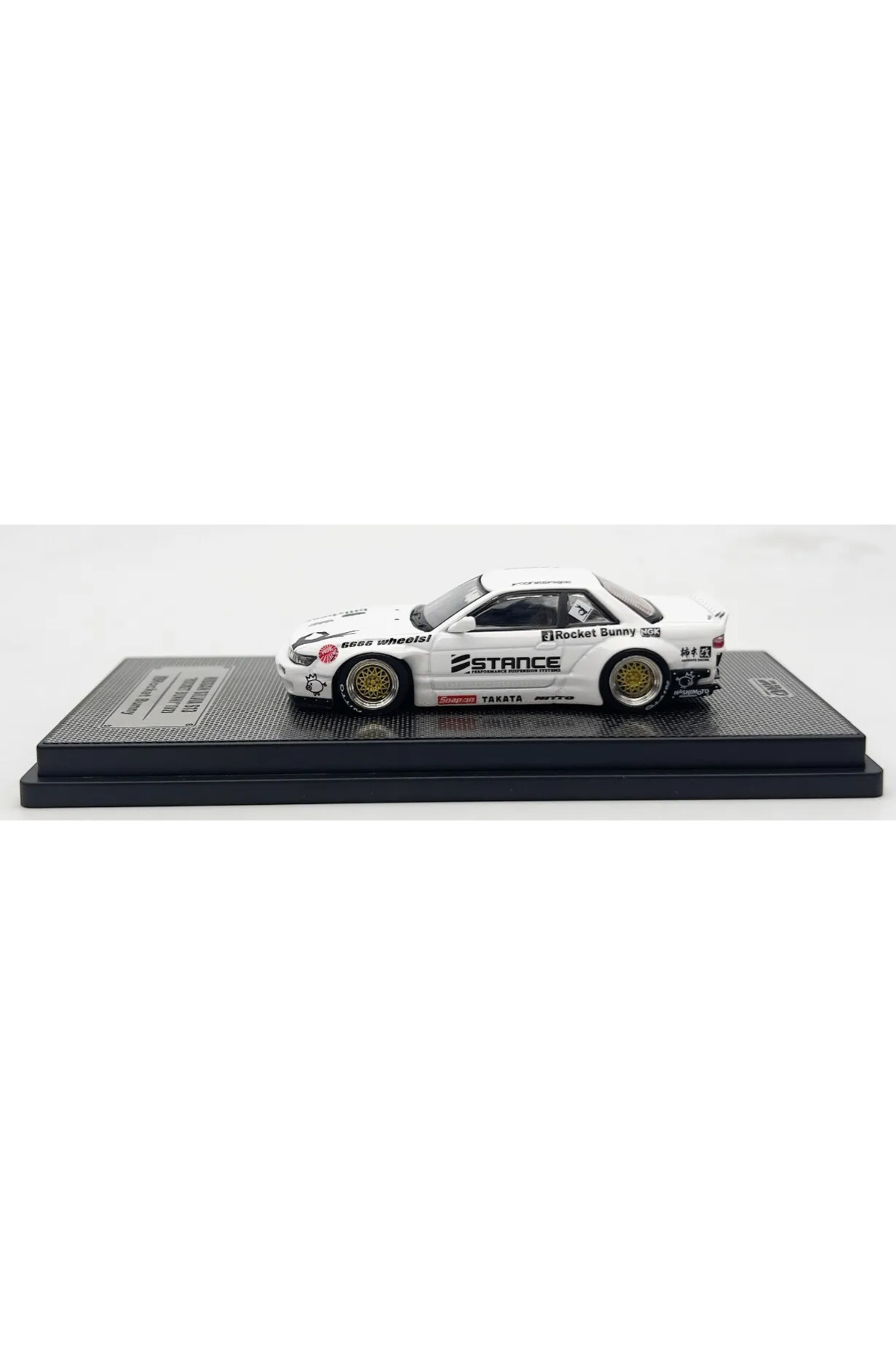 مدل خودرو INNO64 NISSAN SILVIA S13 V2 PANDEM ROCKET BUNNY سفید اورجینال Inno