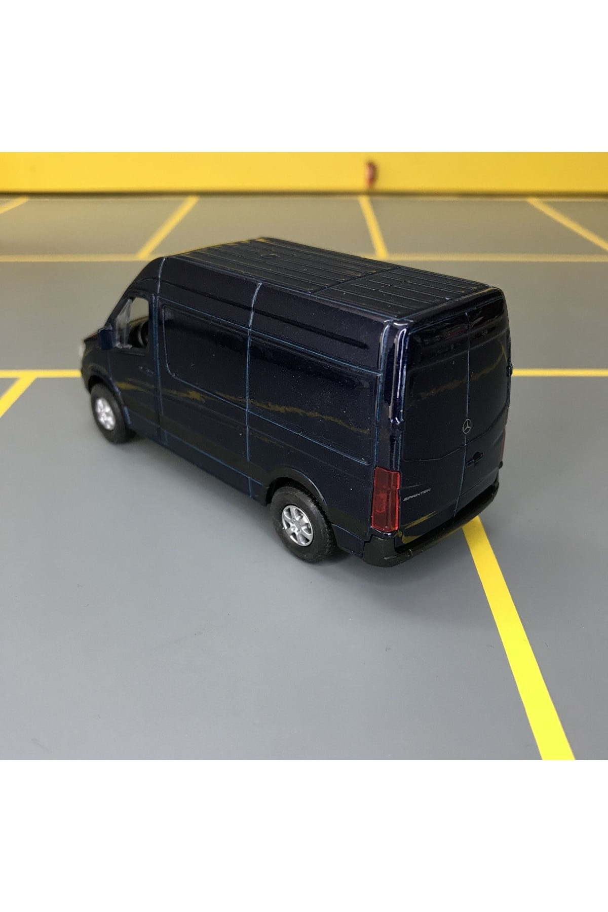 مدل خودرو مرسدس بنز اسپرینتر 1 36 SCALE C&amp;C MODEL GARAGE PULL DROP DIECAST METAL CAR TOY اورجینال Genel Markalar