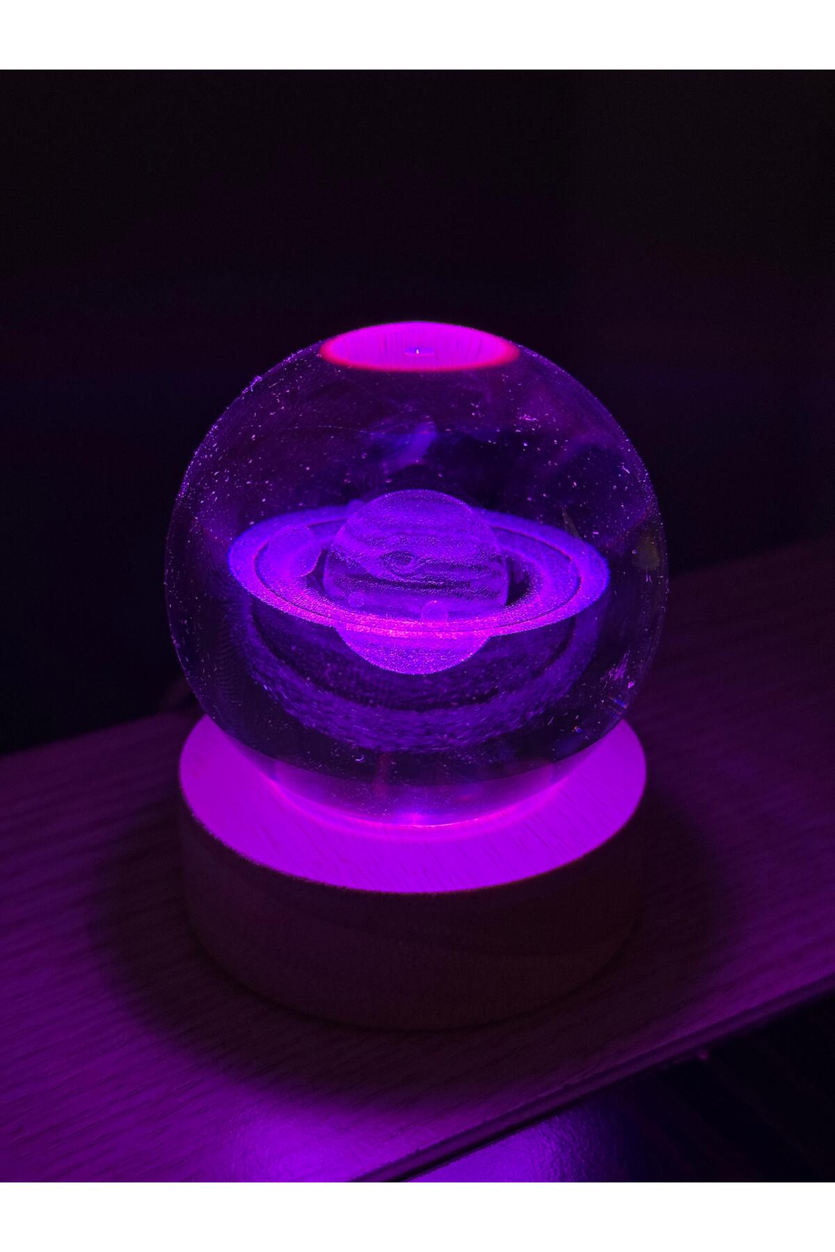 گوی برفی هدایای گلوب شیشه ای کریستالی راه شیری با چراغ RGB LED روشن شده برای عاشق از ترکیه CAPSULE