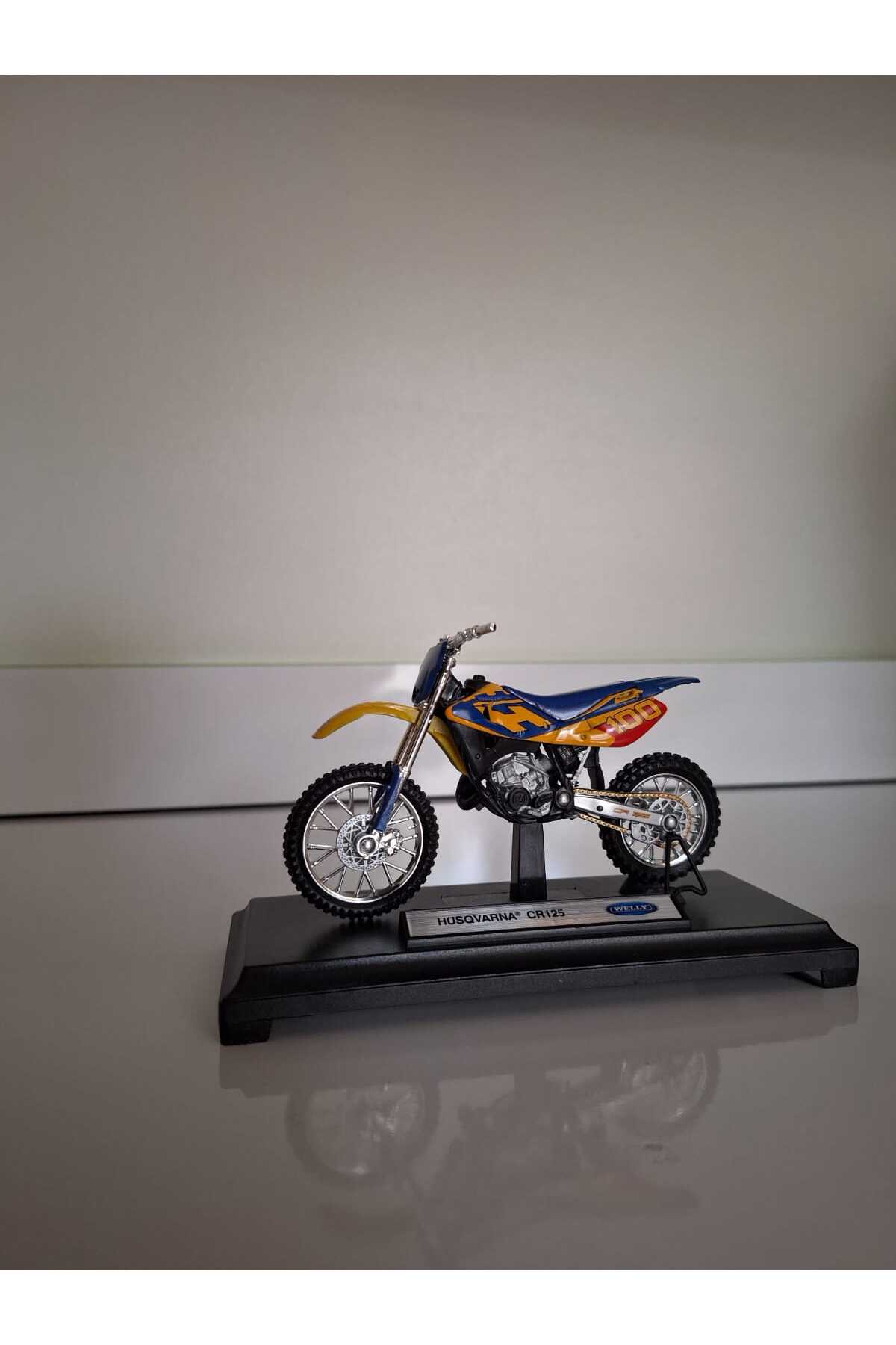 ماشین اسباب بازی موتور سیکلت مقیاس HUSQVARNA CR125 1 18 هات ویلز اورجینال HOT WHEELS