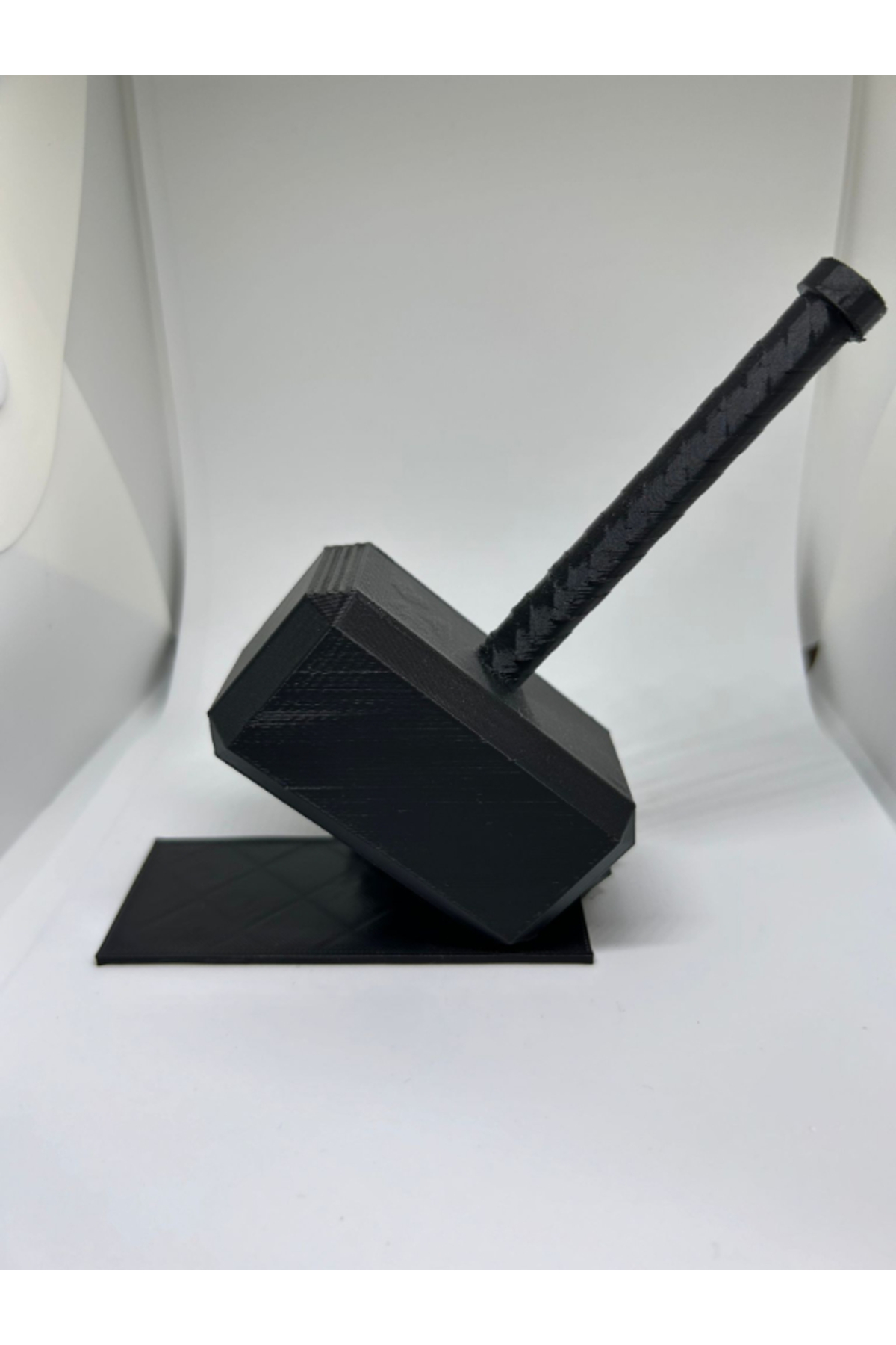 فیگور THOR HAMMER سیاه 13 سانتی متر اصل Miralux