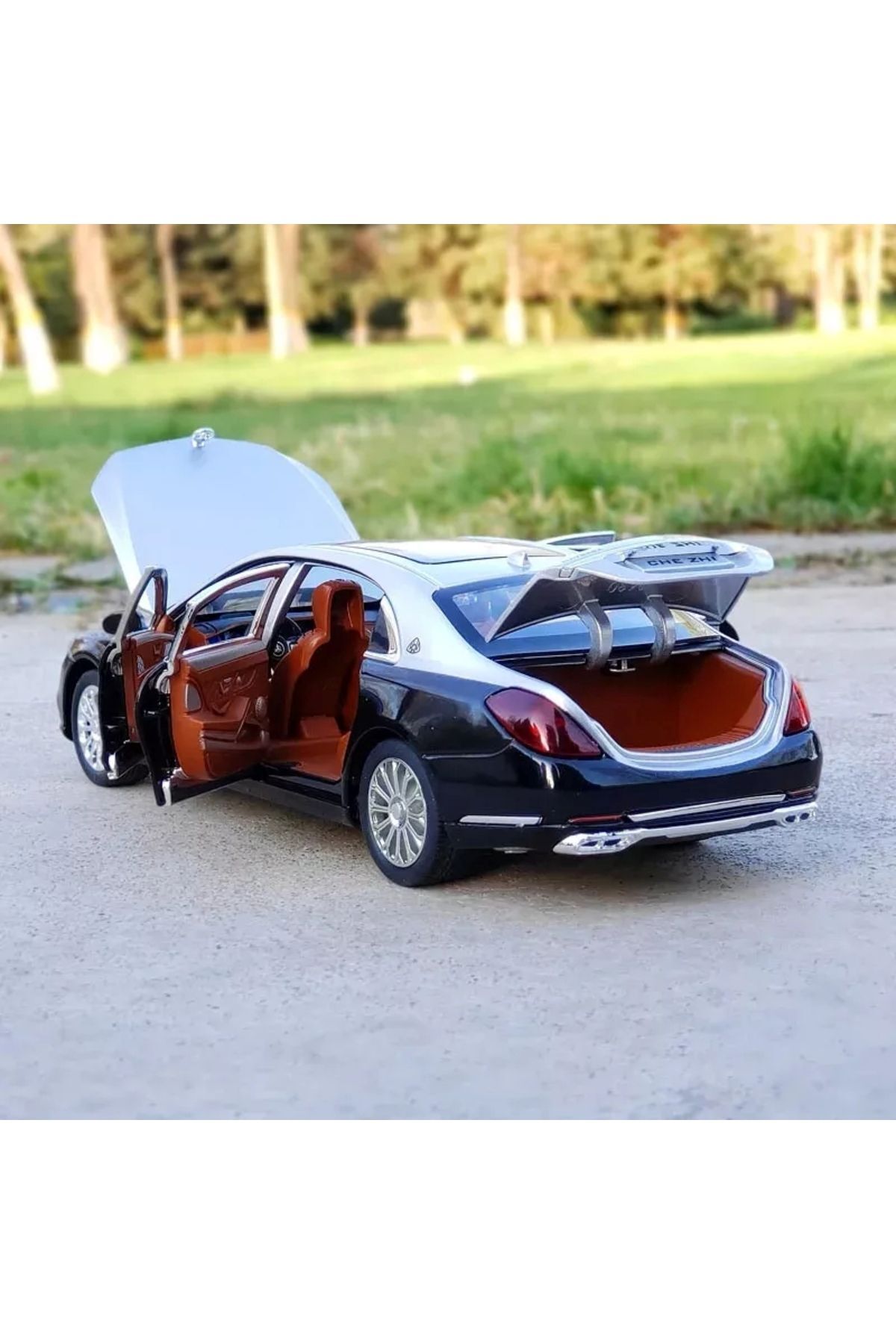 مدل خودرو مرسدس بنز MAYBACH S600 STYLE CAR 1:24 DIECAST METAL MODEL کلکسیون با چراغ های صوتی اورجینال scntoys