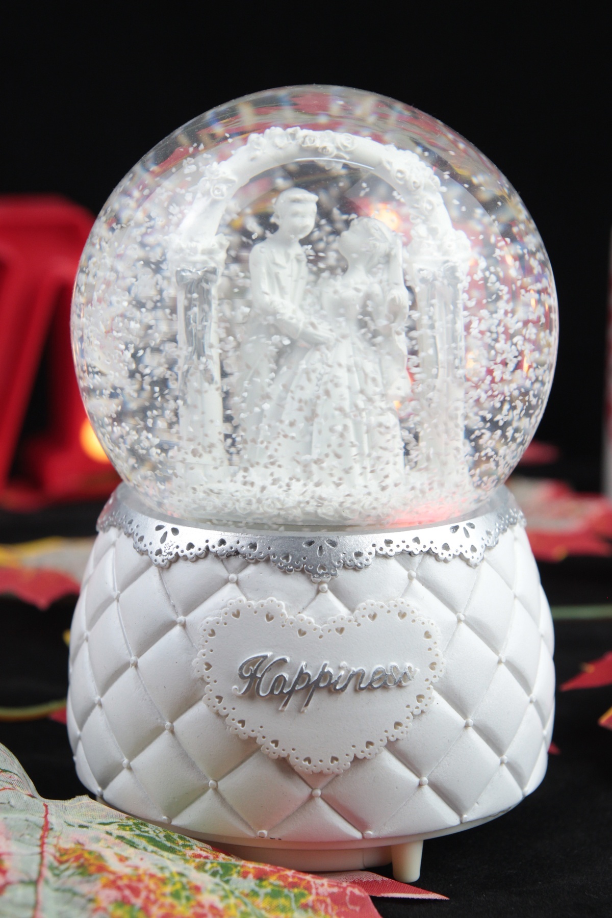 گوی برفی SNOW GLOBE اسپری شده موزیکال سبک هدیه معنادار برای عاشق از ترکیه moryconcept