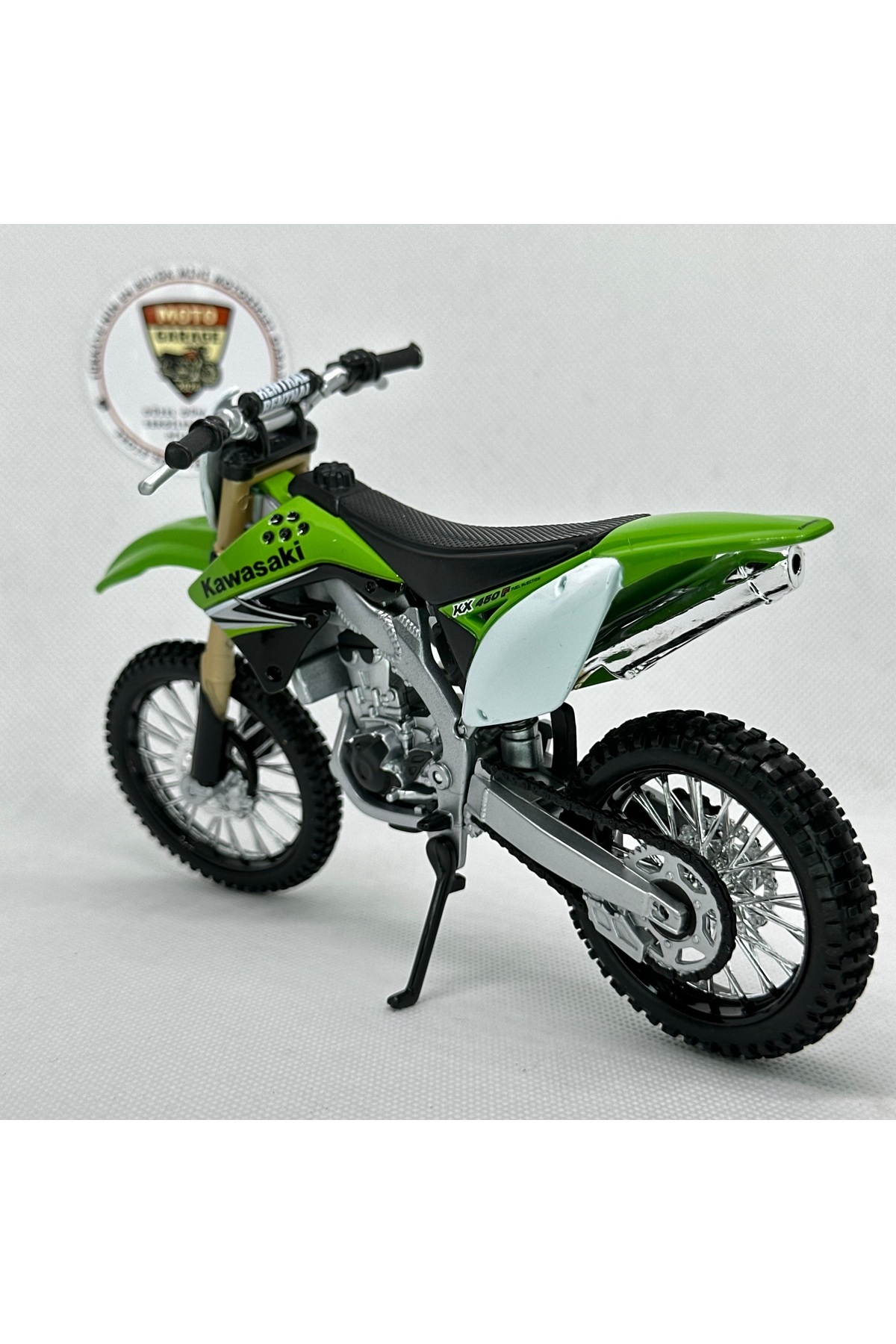 مدل خودرو موتورسیکلت KAWASAKI KX 450F 1:12 DIECAST – فلزی دارای مجوز اورجینال Maisto Diecast