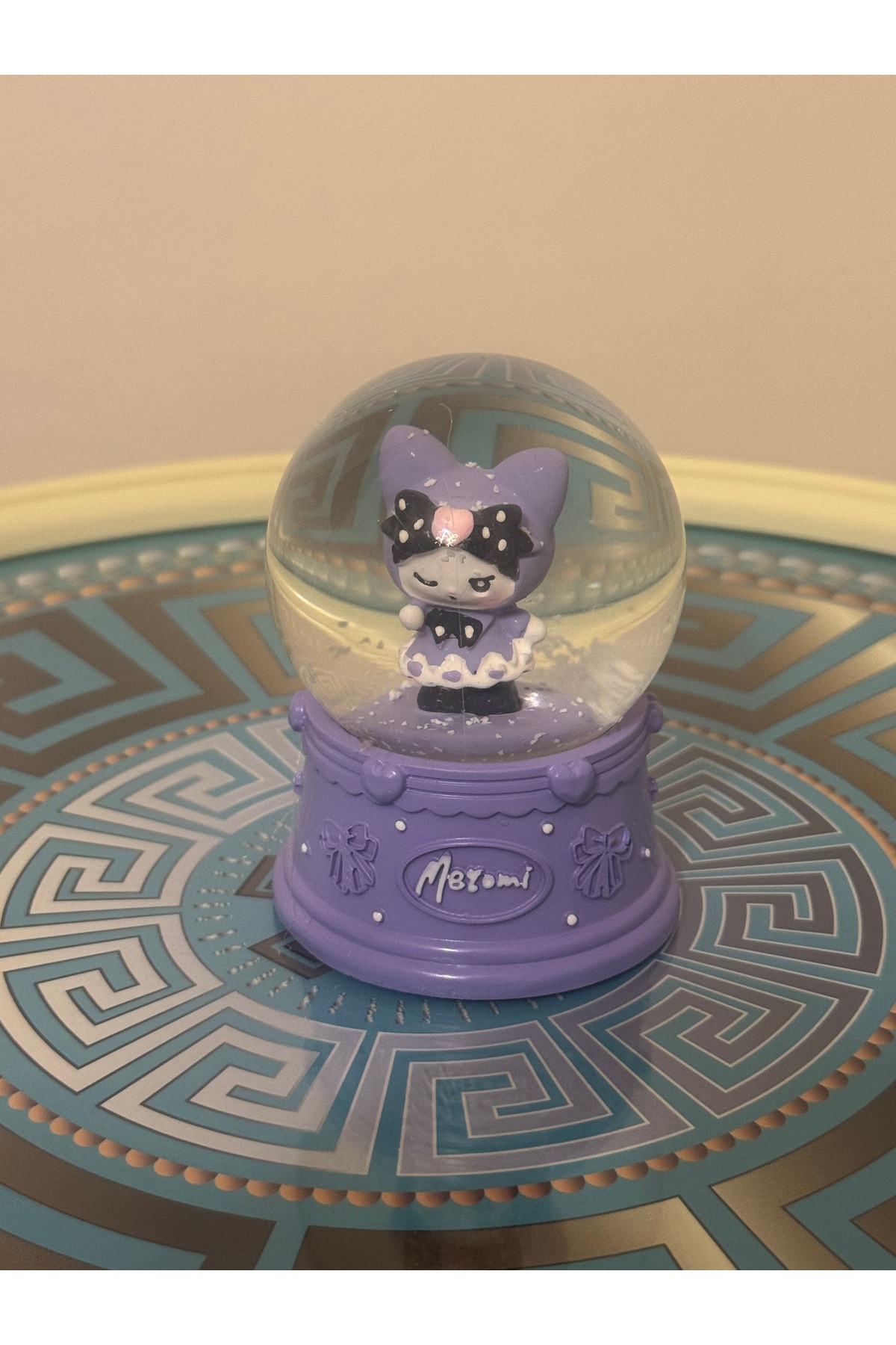 گوی برفی KUROMI SMALL SIZE LIGHTED SNOW GLOBE از ترکیه Happystore