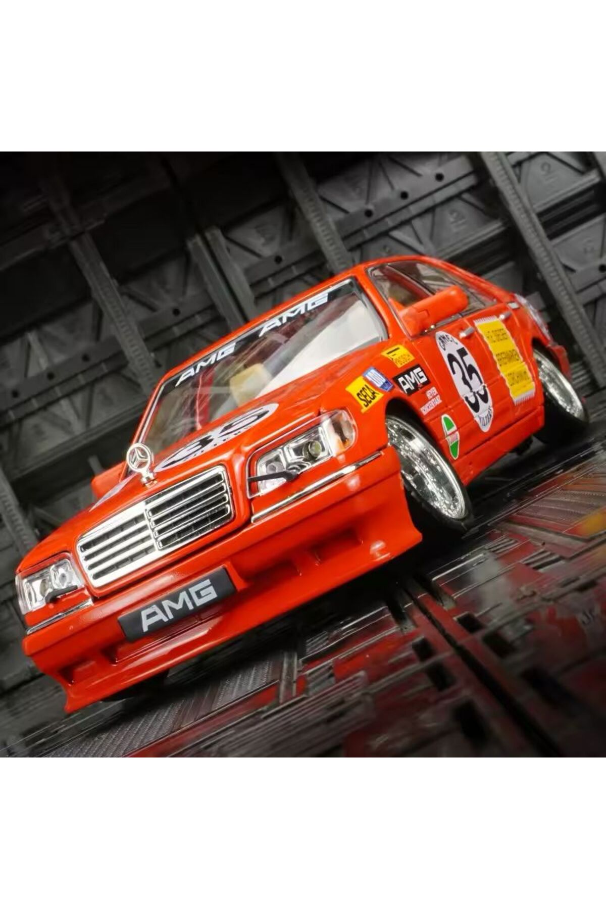 مدل خودرو مرسدس بنز 300 SEL ماشین قرمز W140 AMG 6.3 320SEL DIECAST با صدا و نور اورجینال scntoys