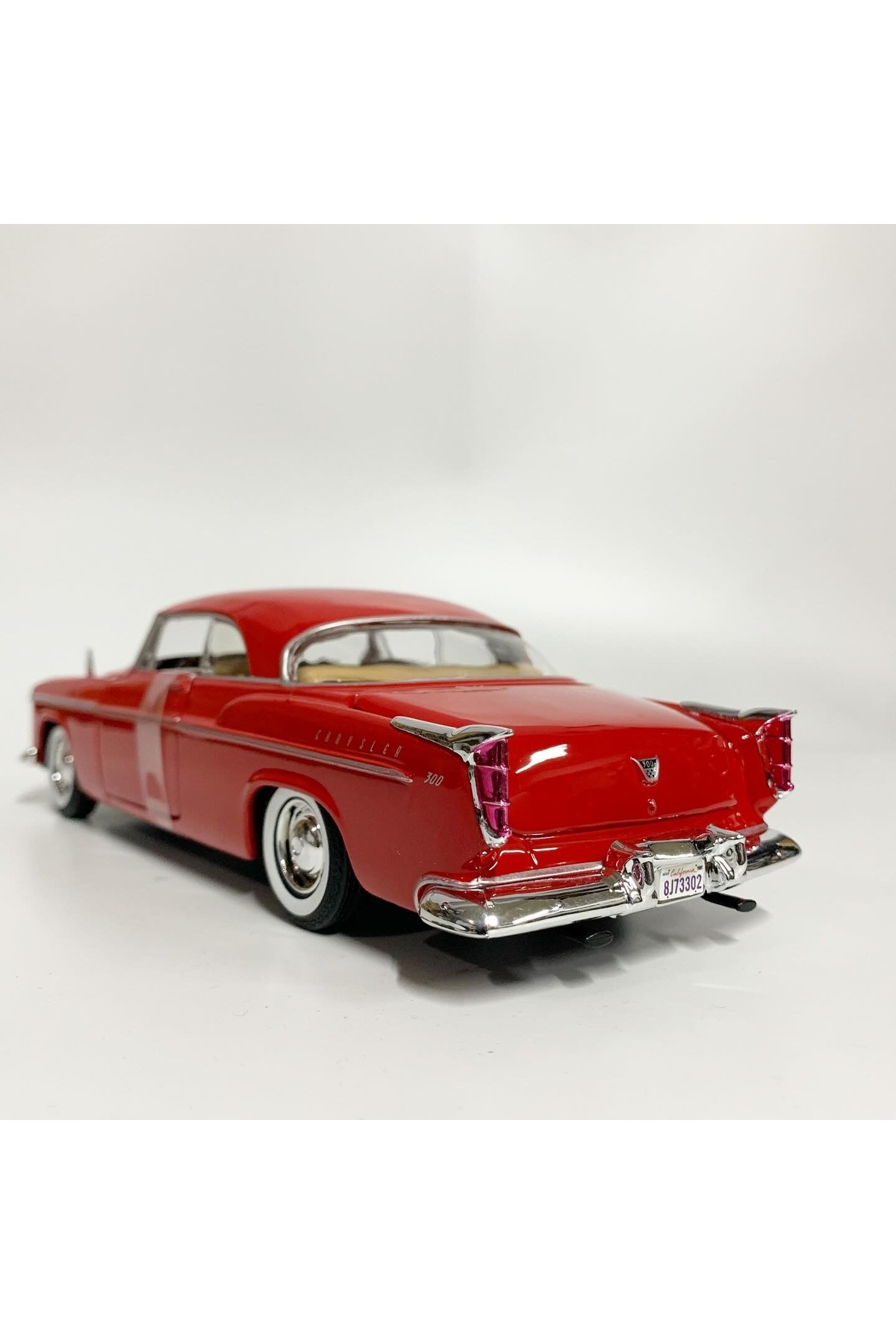 مدل خودرو MOTORMAX 1 24 CHRYSLER C300 1955 اورجینال Motor Max