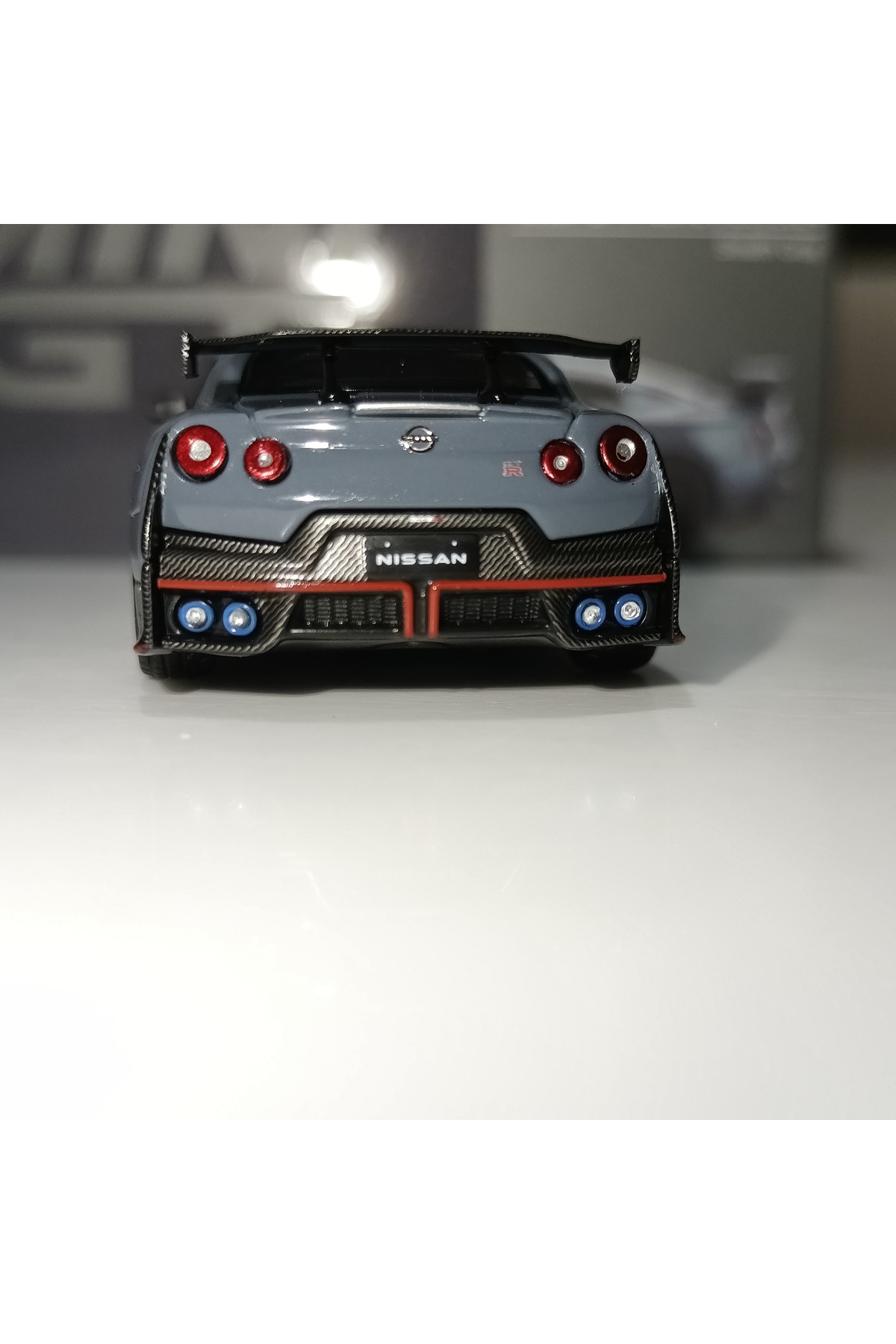 مدل خودرو نیسان GT R NISMO R35 2024 STEALTH GREY اورجینال mini gt
