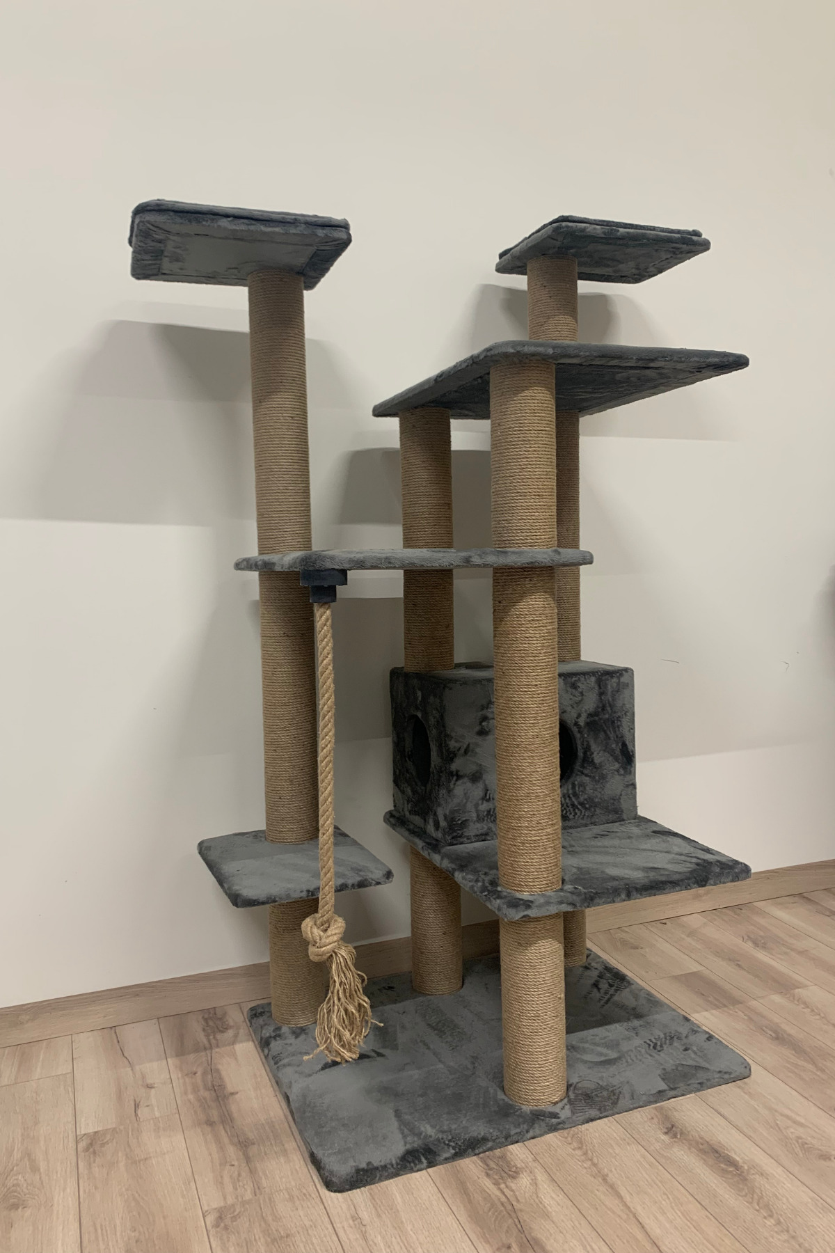 درخت خراش و استراحت گربه پت دریمز Pet Dreams Candy Lüks خاکستری