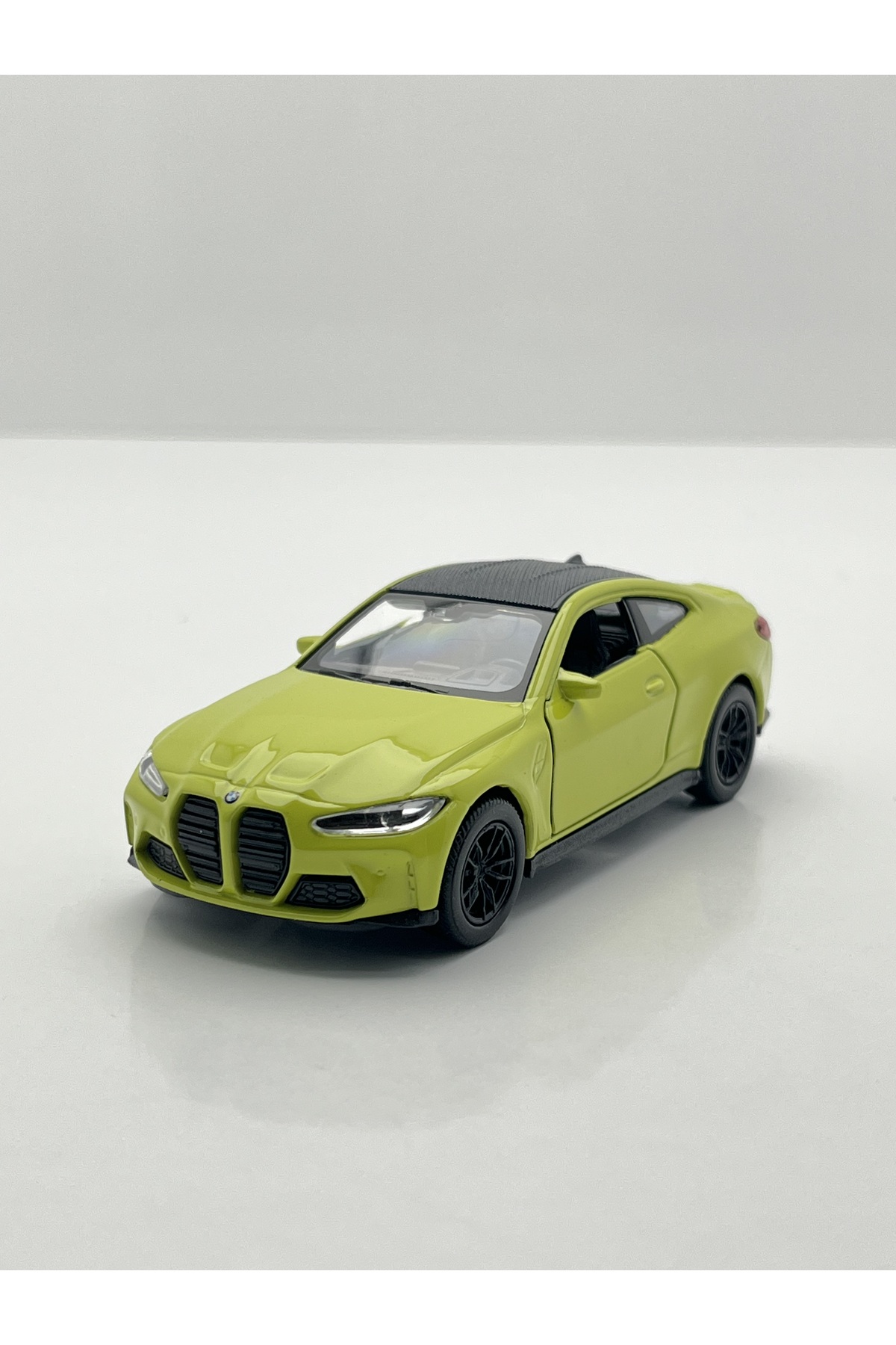 ماشین اسباب بازی بکسل و رها کردن BMW M4 WELLY