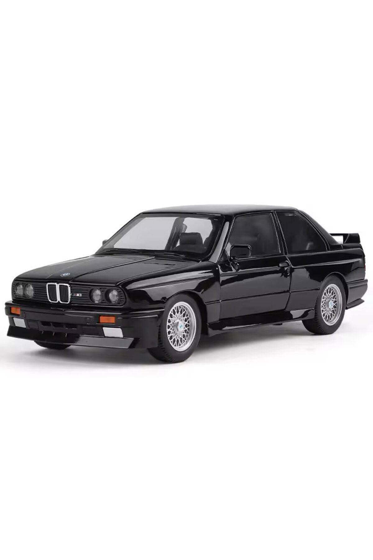 مدل خودرو BMW M3 E30 جدید 1988 قرمز در مقیاس 1:24 مشکی DIECAST CAR OPEN TOWN صندوق عقب اورجینال scntoys