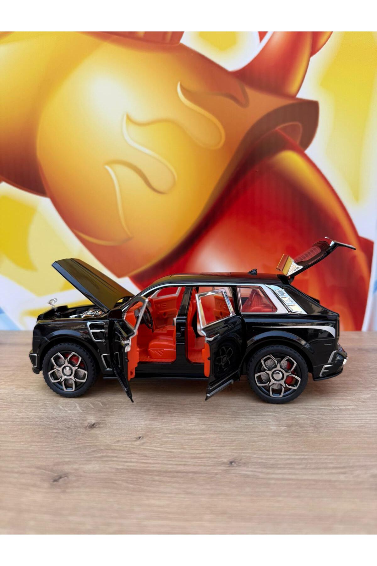مدل خودرو ROLLS ROYCE PHARMNE TRIM DIE CAST SUV با صدا و کاپوت درب نوری باز می شود اورجینال scntoys