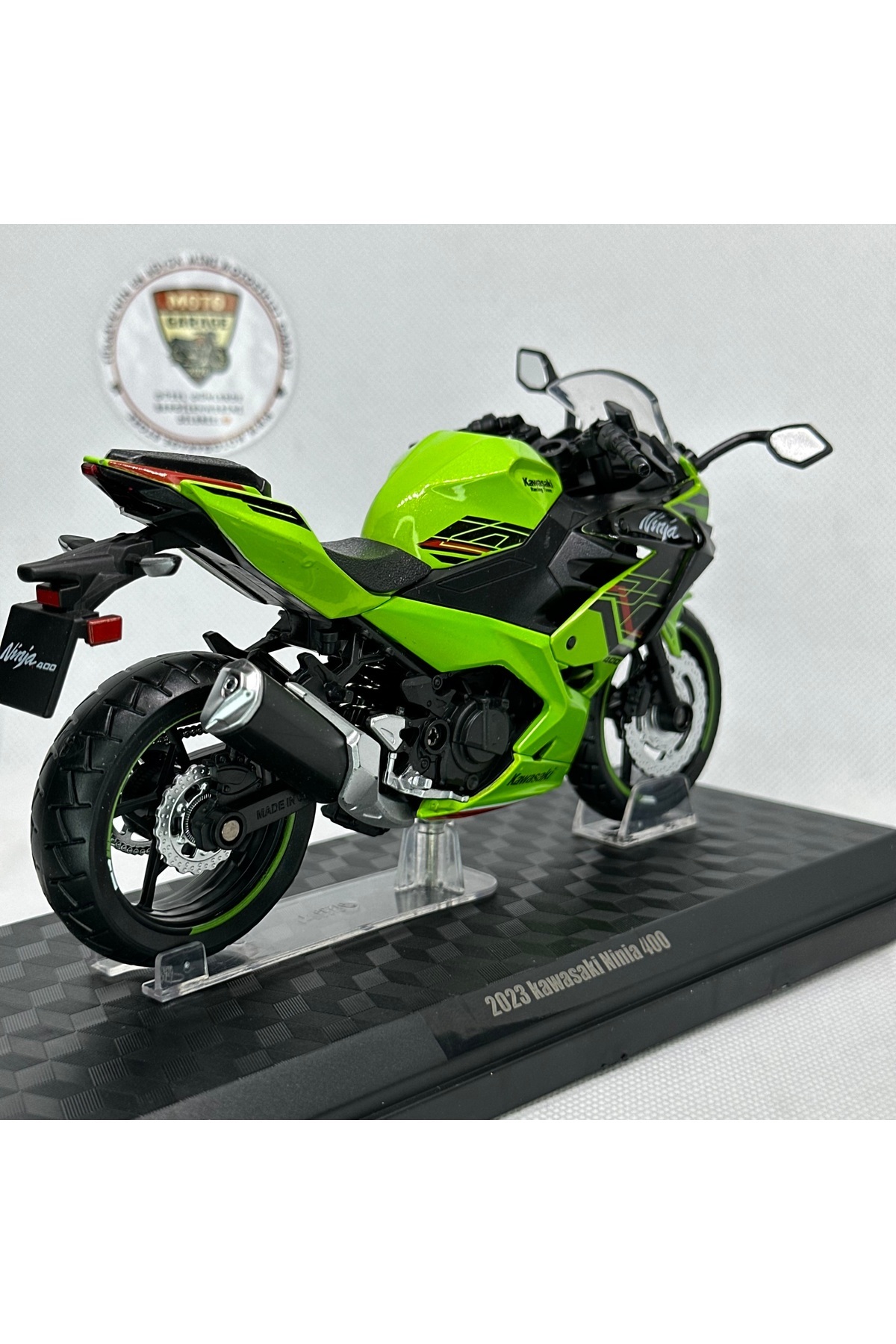 مدل خودرو 2023 KAWASAKI NINJA 400 1:12 موتور سیکلت دیکست – اسباب بازی و مجسمه فلزی مجاز اورجینال Maisto Diecast