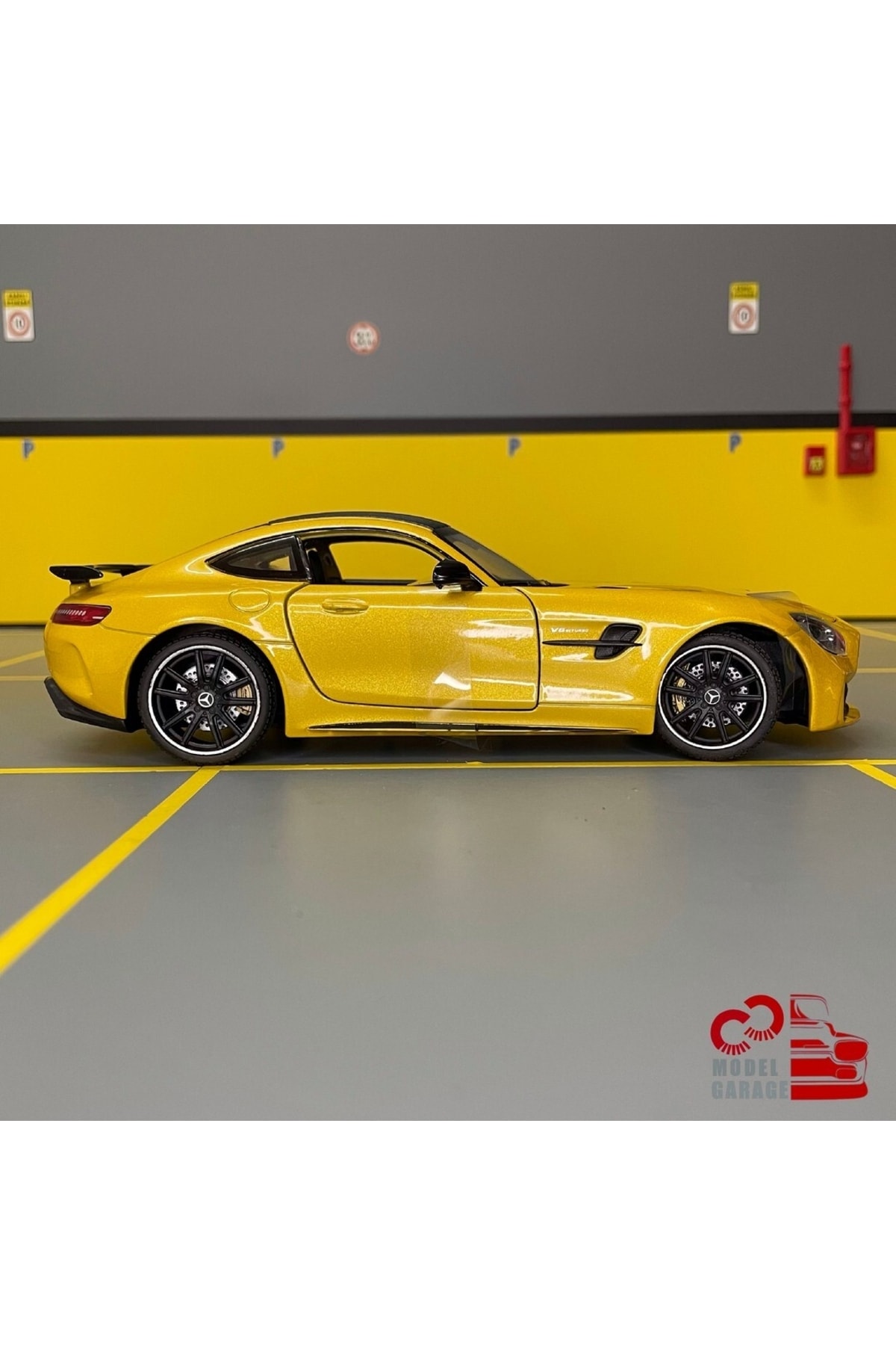 مدل خودرو MERCEDES BENZ AMG GTR 1 24 SCALE C&amp;C MODEL GARAGE DIECAST METAL اورجینال WELLY