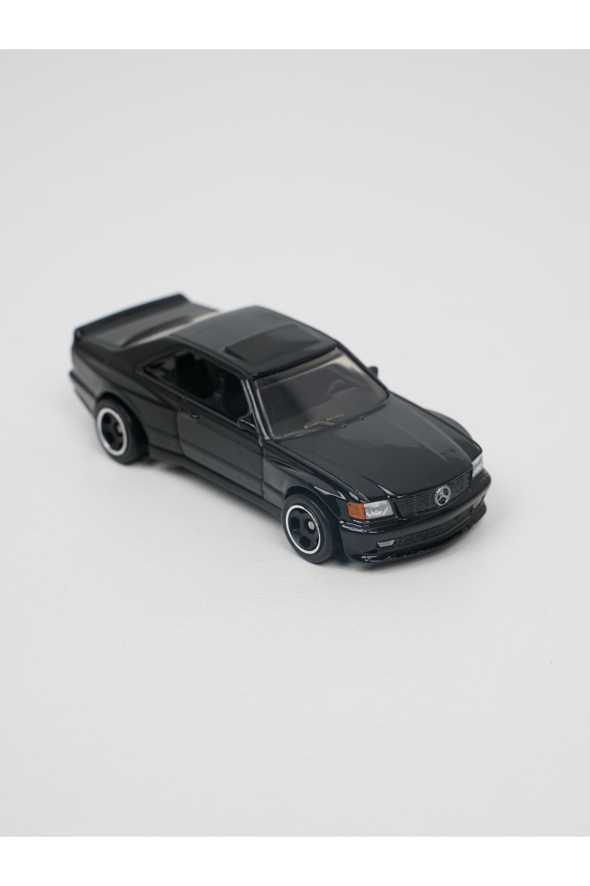 ماشین اسباب بازی 89 'مرسدس بنز 560 ثانیه AMG هات ویلز اورجینال HOT WHEELS
