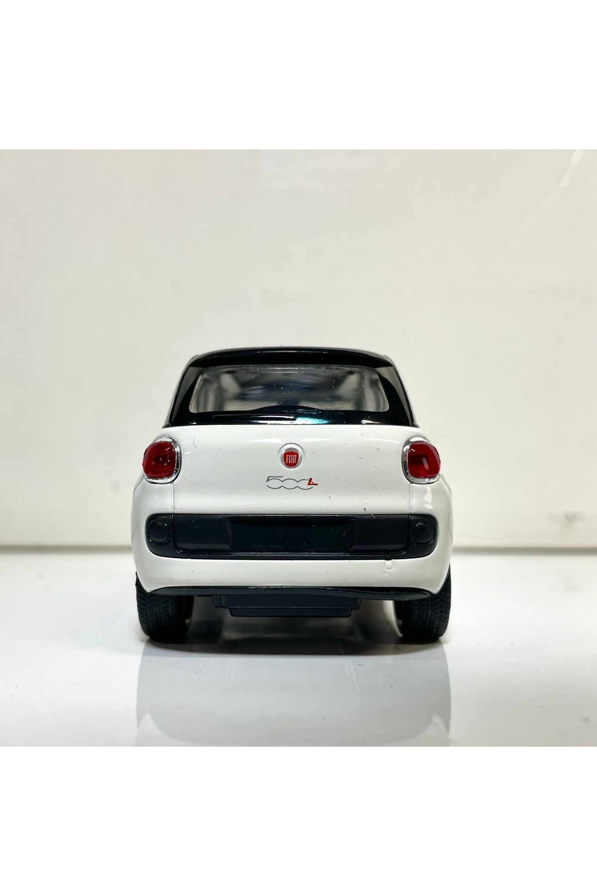 مدل خودرو FIAT 500L 2013 1 36 SCALE DIECAST METAL MODEL CAR TOY 13 CM سفید اورجینال Genel Markalar