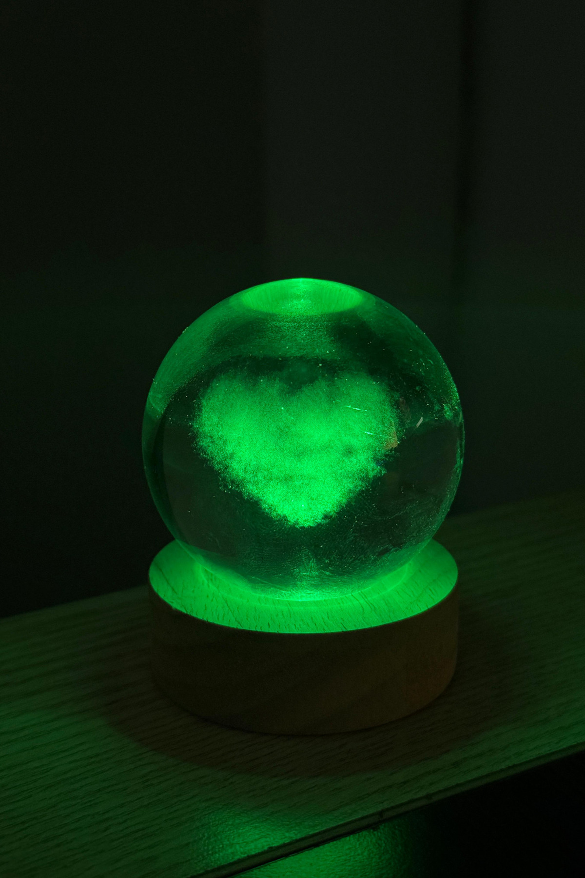گوی برفی تغییر رنگ RGB LED چراغ‌دار HEART GLASS SNOW GLOBE CRYSTAL PLANET SPHERE هدیه برای عاشق از ترکیه Aşkın İncisi