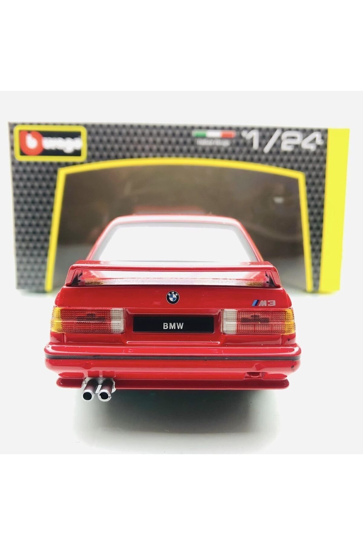 مدل خودرو جدید BMW M3 E30 قرمز 1:24 SCALE مارک BURAGO 1988 اورجینال Burago