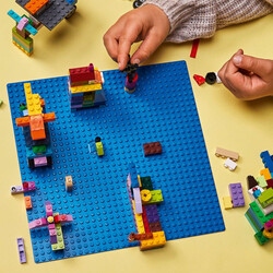 صفحه پایه ساخت آبی لگو LEGO کلاسیک Classic مدل 11025، ۳۲×۳۲ برآمدگی، ۲۵ سانتی‌متر
