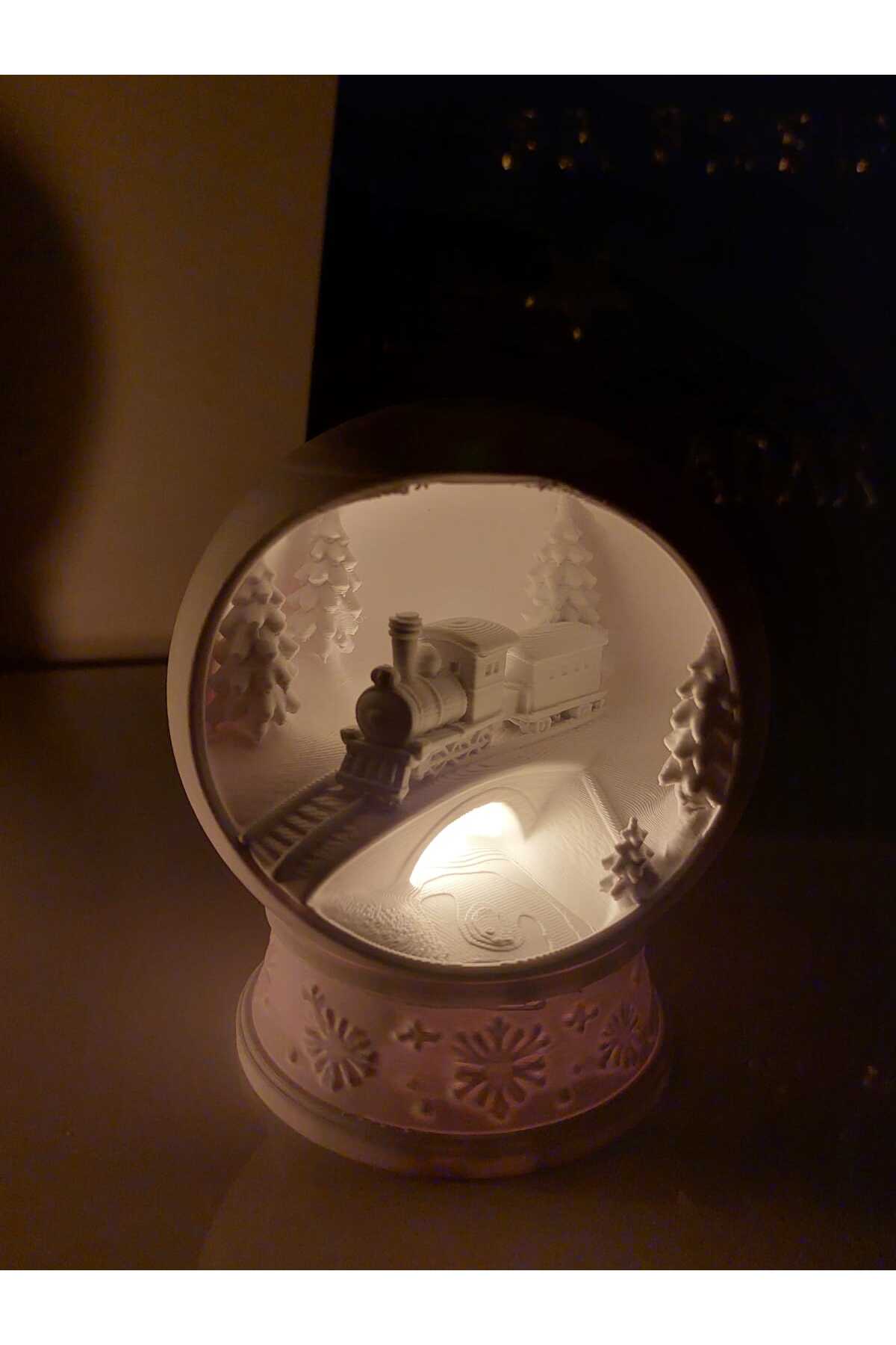 گوی برفی موضوع قطار زمستانی SNOW GLOBE از ترکیه NadarStudio