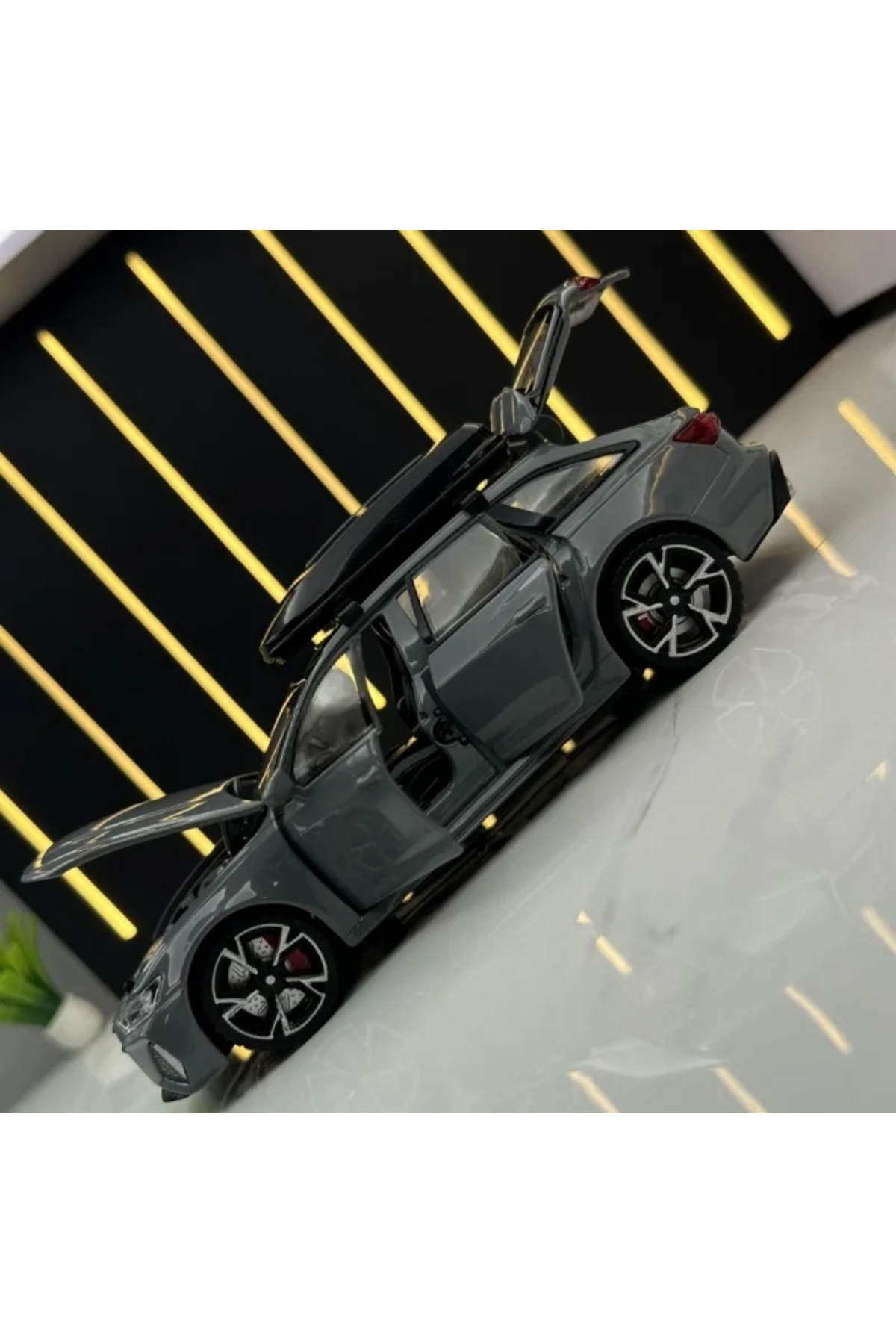 مدل خودرو مجموعه صدا و نور AUDI RS6 AVANT WITH ROOF RACK 1:32 DIECAST METAL MODEL CAR اورجینال Jutenya