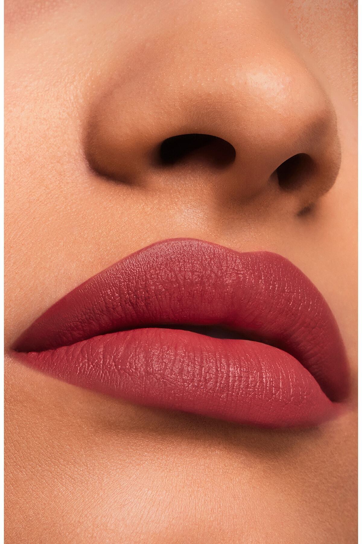 رژ لب مایع ۳۵ گرم رنگ ۴۲۰ گل سرکش استی لادر Estee Lauder