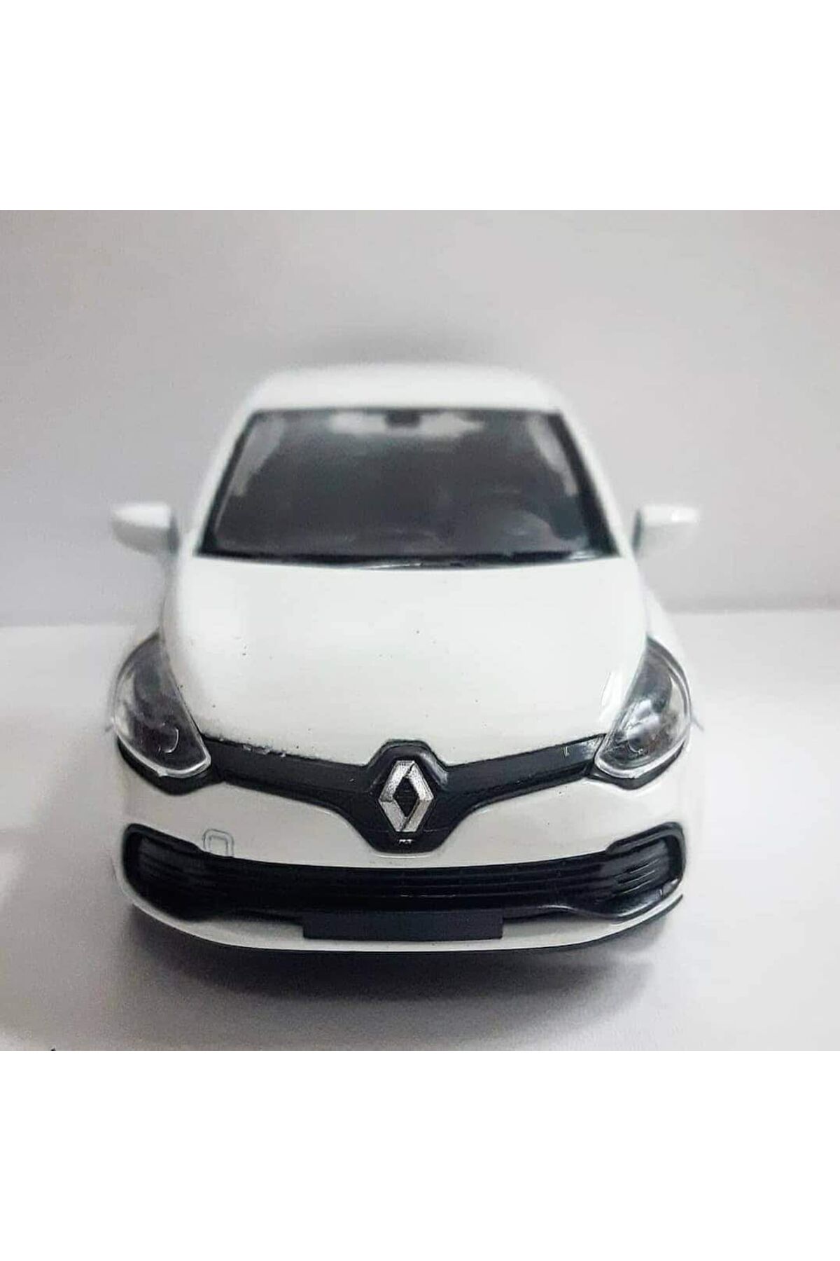 مدل خودرو 1.36 RENAULT CLIO MODEL METAL CAR سفید اورجینال WELLY