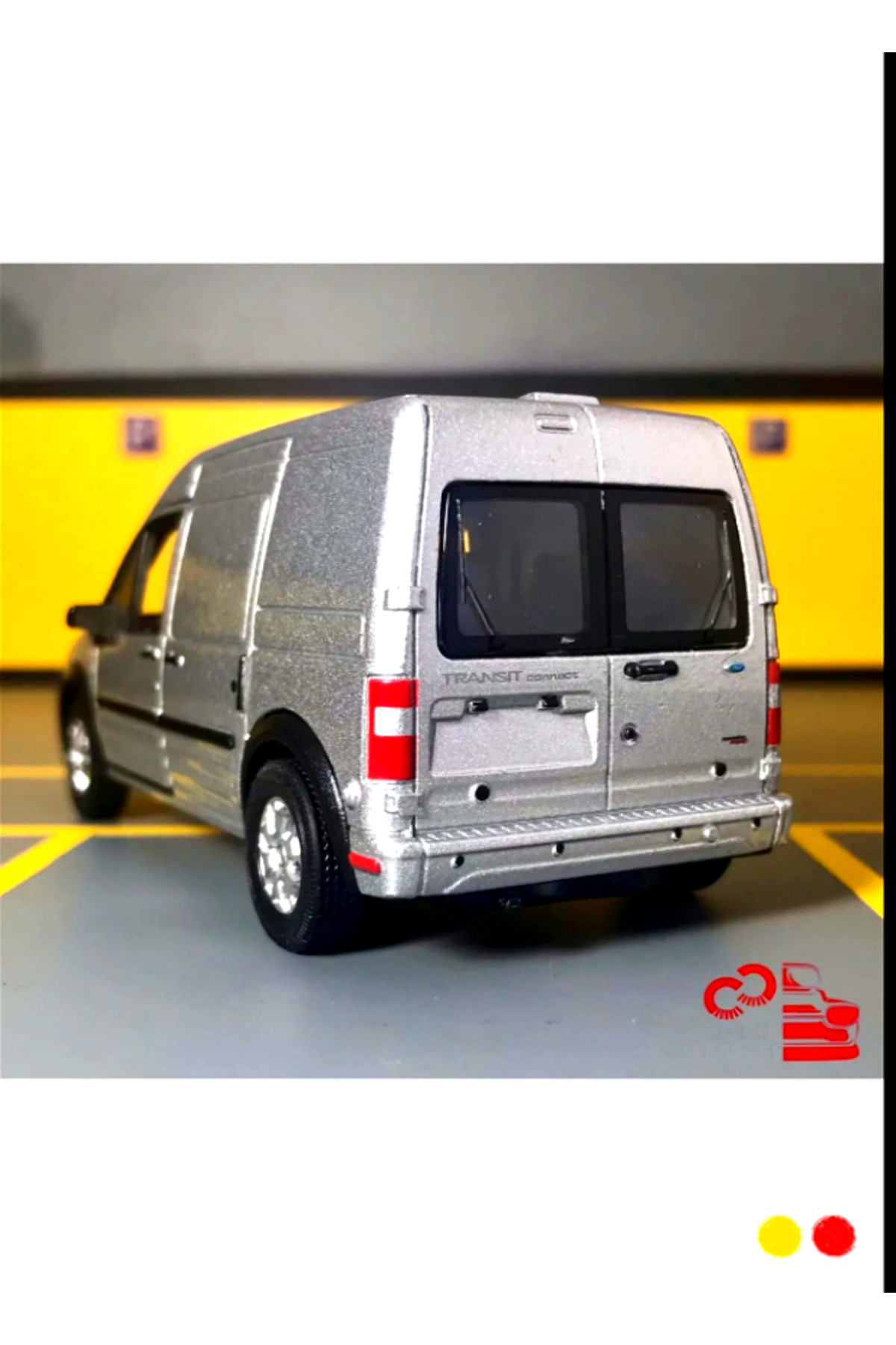 مدل خودرو FORD TRANSIT CONNECT 1 36 SCALE PULL AND DROP فلزی اسباب بازی های آموزشی پسرانه اورجینال OMZ