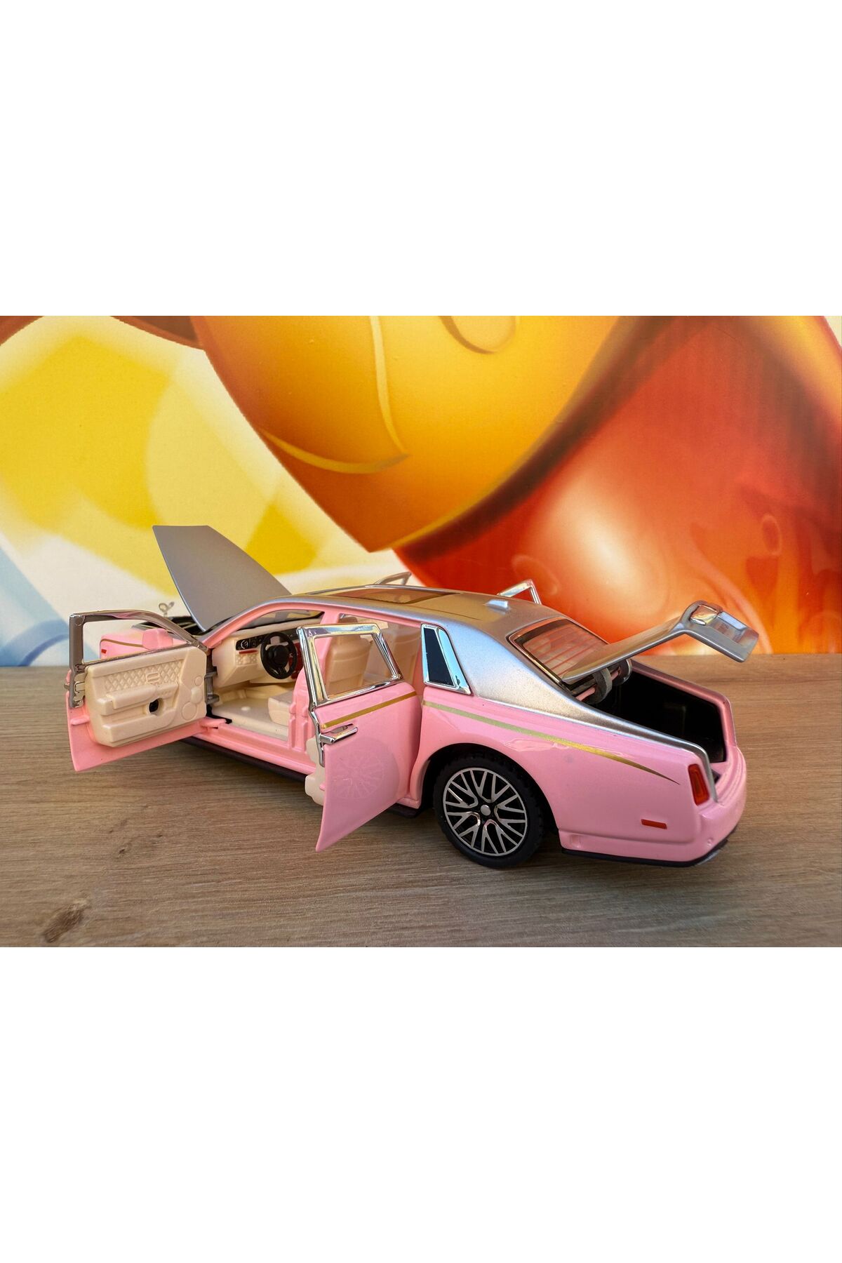 مدل خودرو 1:24 رولز رویس SWEPTAIL DIECAST ماشین با چراغ و صدا فلزی درهای باز شونده اورجینال scntoys