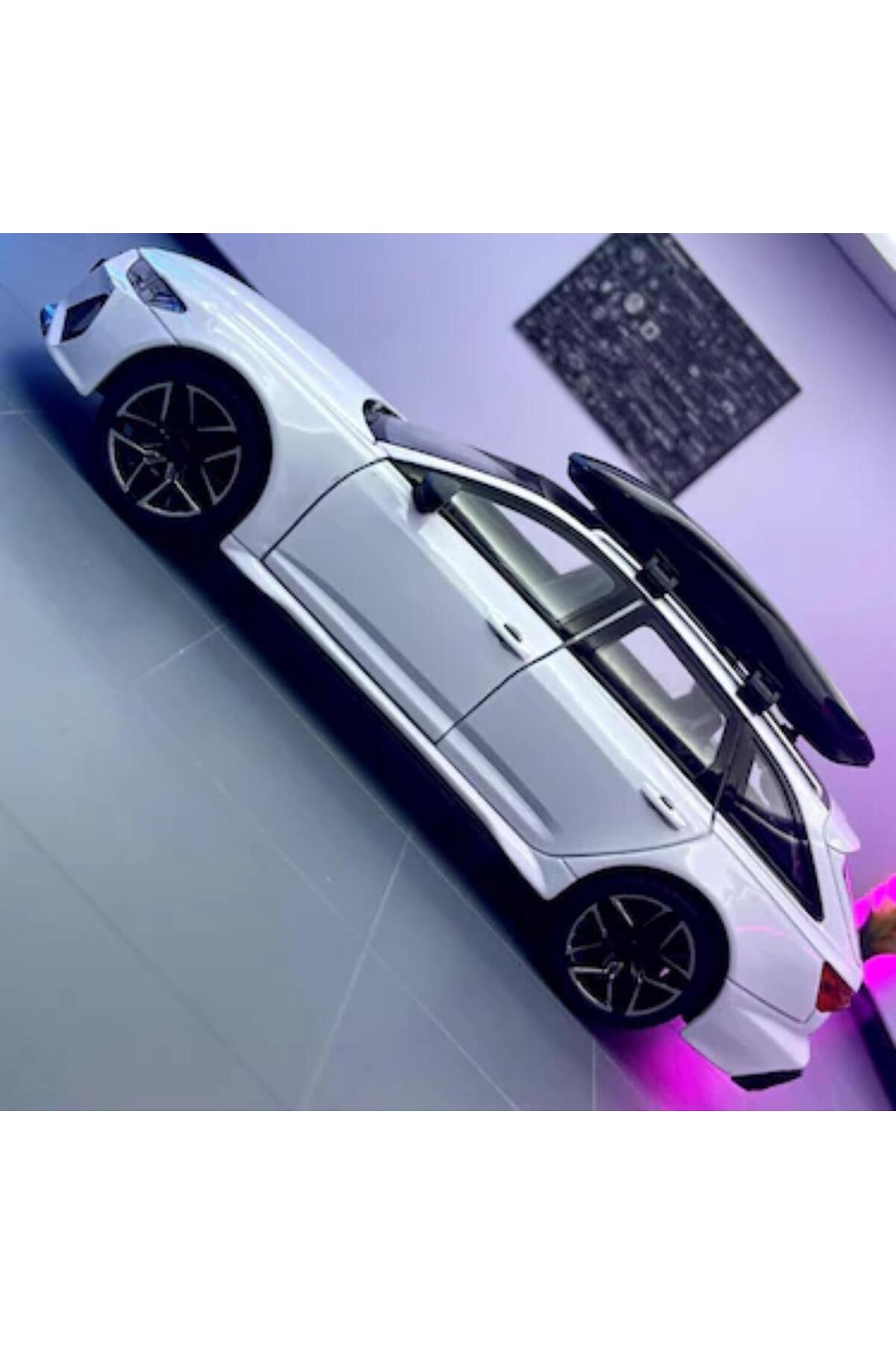 مدل خودرو آئودی RS6 1:24 ماشین فلزی سفید واگن دقیق درهای باز کننده DIECAST اورجینال scntoys