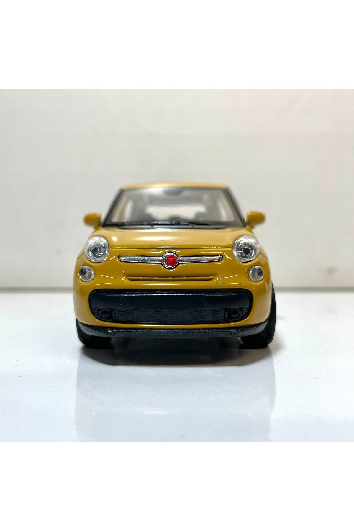 مدل خودرو ماشین اسباب بازی فیات 500L 2013 1 36 مقیاس WELLY DIECAST METAL MODEL اورجینال Genel Markalar