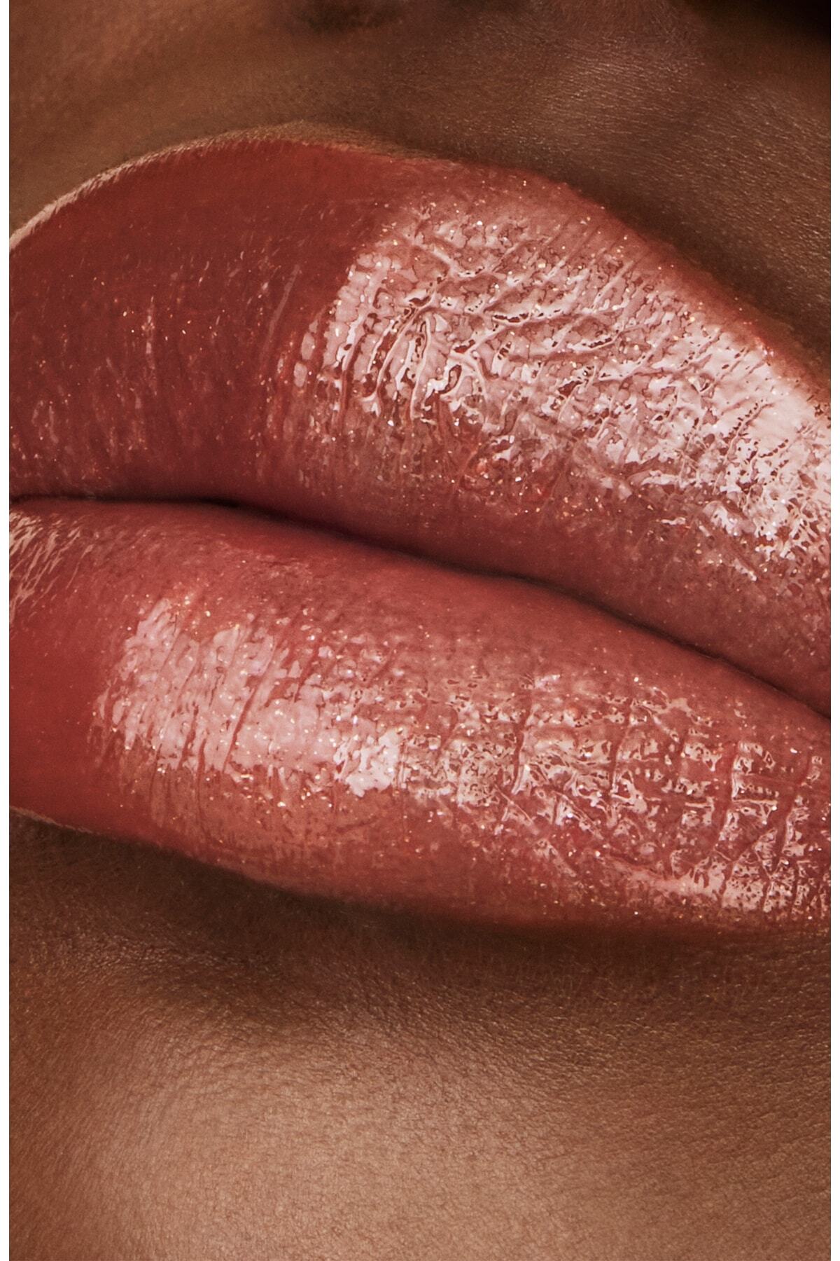 کرم لب و اسکراب رنگ خالص احیا کننده بلوط 03 کریستال آفتاب 3.2 گرم Estee Lauder