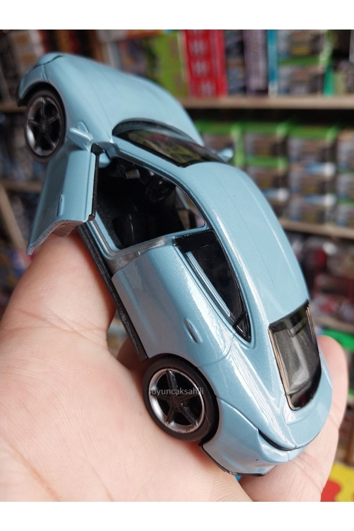 مدل خودرو PORSCHE TAYCAN TURBO S CASE 1.36 DIECAST ORIGINAL 2022 درب‌های عقب فلزی آبی باز از ترکیه OYUNCAKSAHİLİ