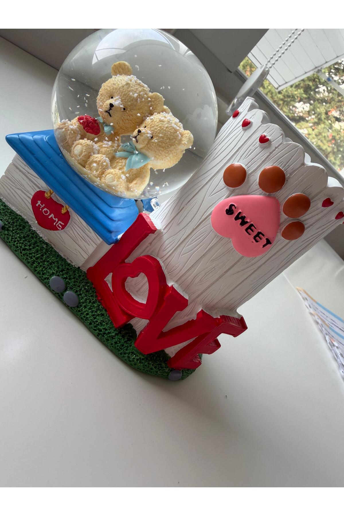 گوی برفی LOVE BEAR SNOW GLOBE با جعبه کادو مخصوص جا قلم از ترکیه Bumelo
