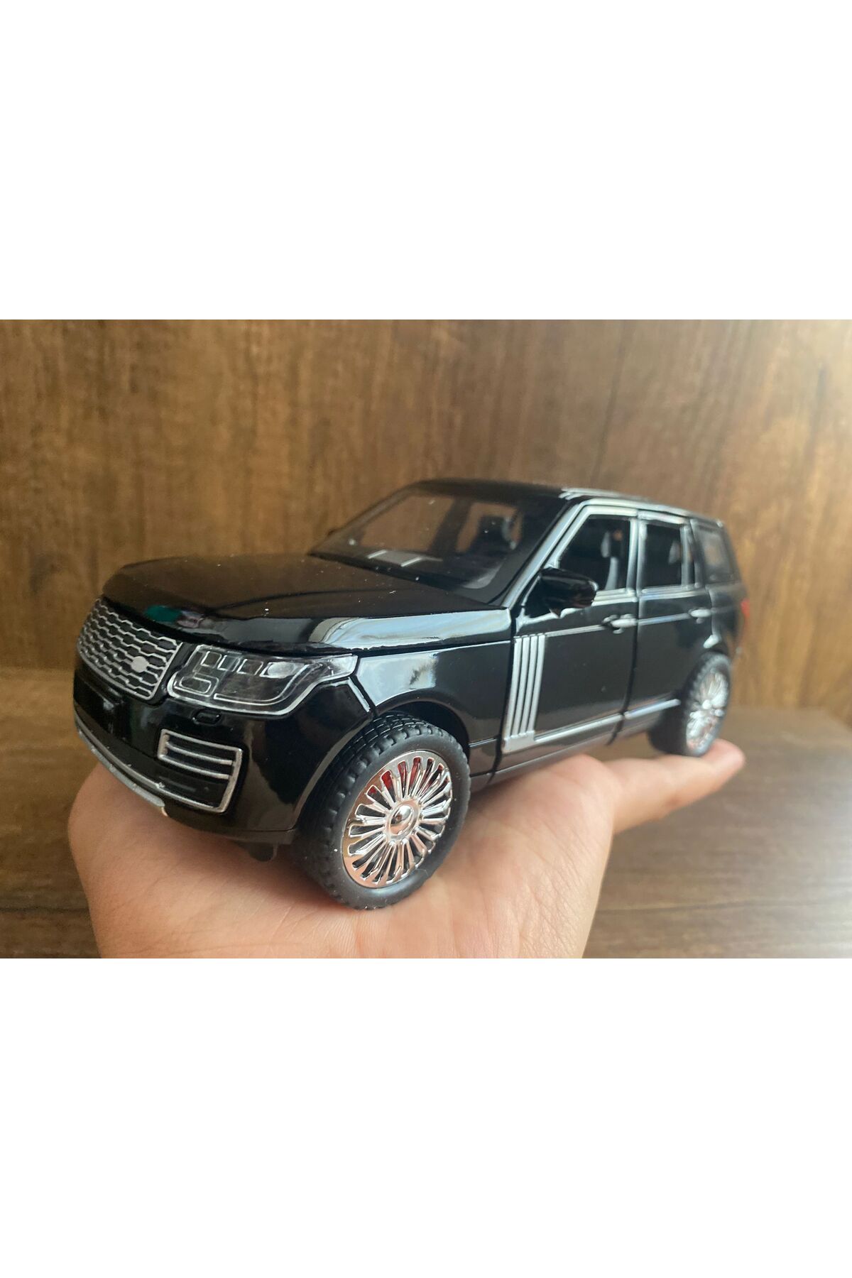 مدل خودرو ماشین رنجروور DIECAST دارای مجوز 6 در باز شده با چراغ های صدا RANGE ROVER VELAR اورجینال scntoys