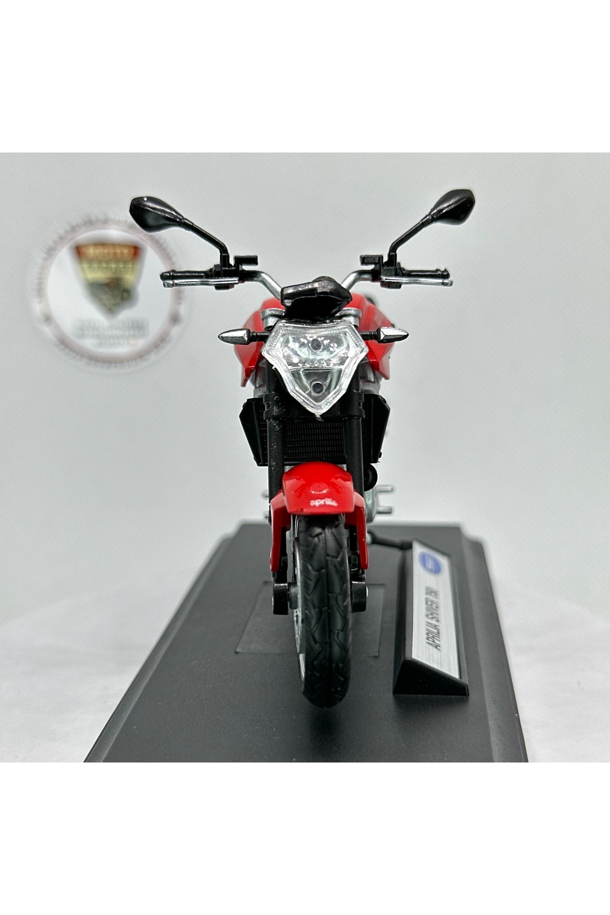 مدل خودرو موتورسیکلت APRILIA SHIVER 750 1:18 DIECAST MODEL – فلزی اورجینال WELLY