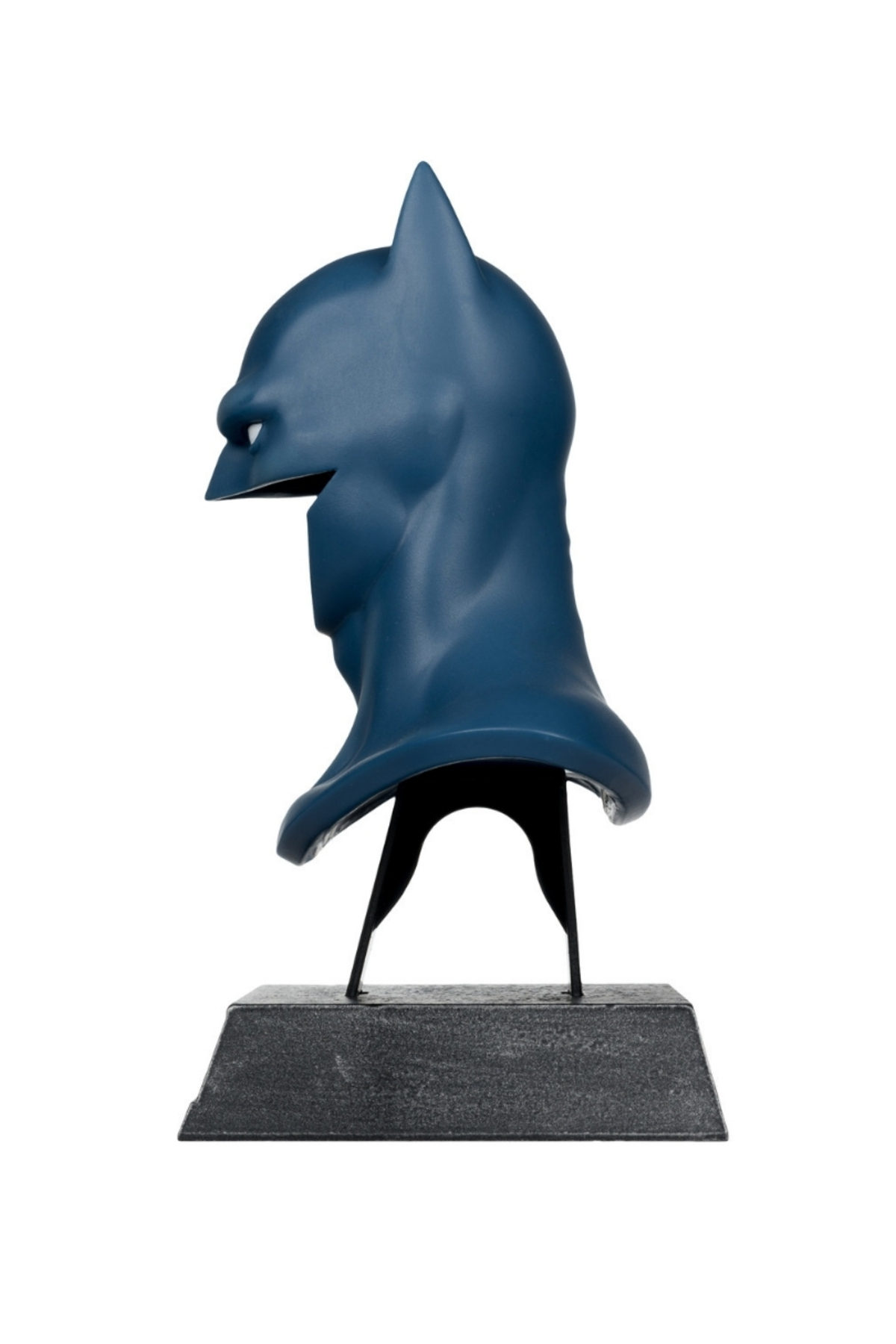 فیگور : HUSH 2002 COWL 1 3 SCALE BUST Batman