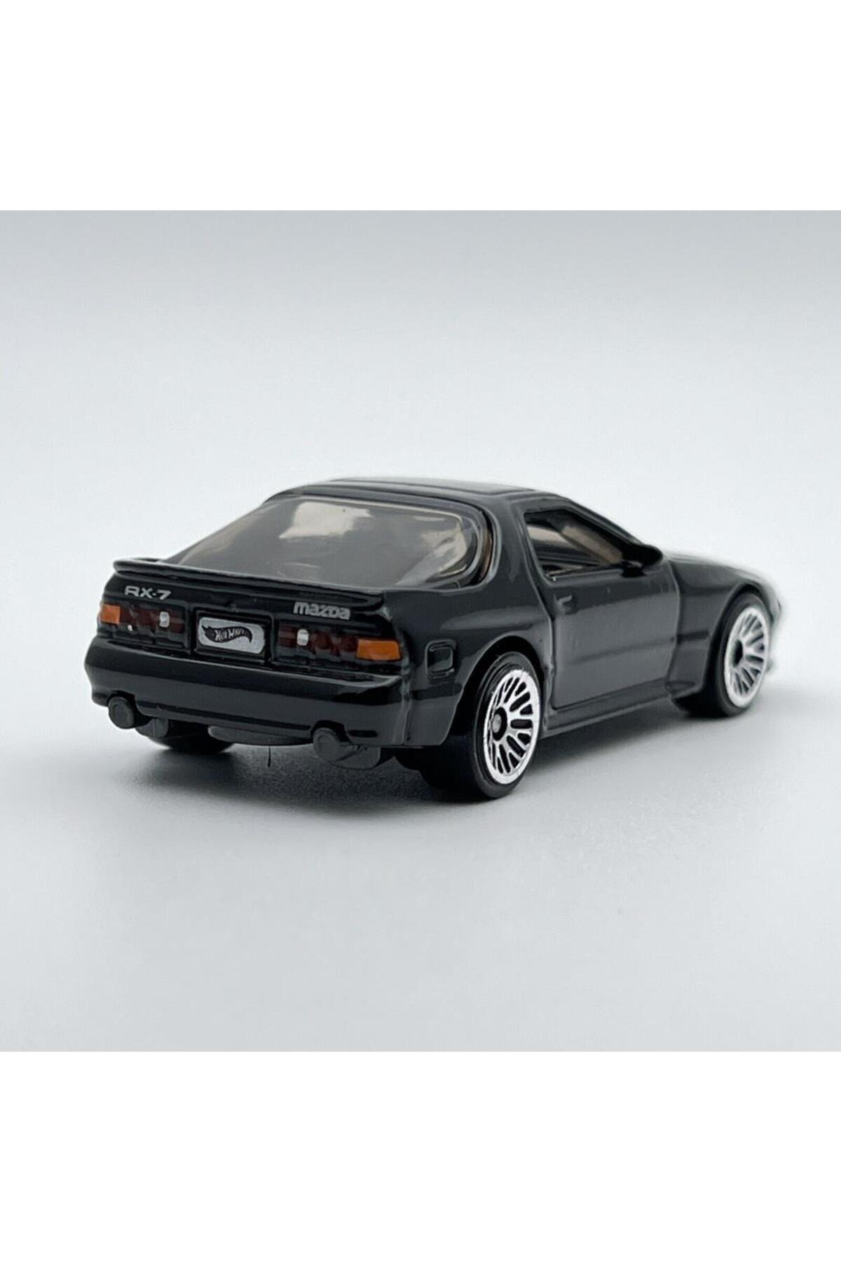 ماشین اسباب بازی اتومبیل های مجرد 89 مزدا SAVANNA RX 7 FC35 HKJ62 هات ویلز اورجینال HOT WHEELS