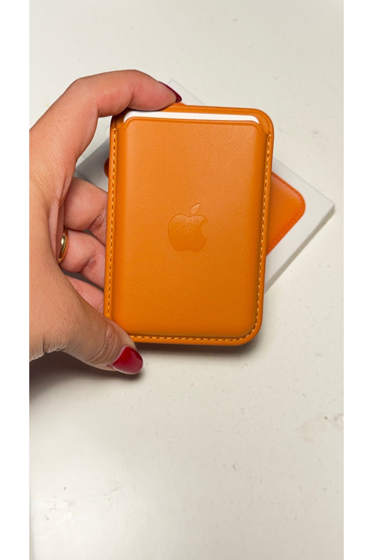 کاور و قاب کیف پول چرمی میکرو بافته شده با MAGSAFE برای آیفون اپل سازگار 12 13 14 15 16 17 ALPER